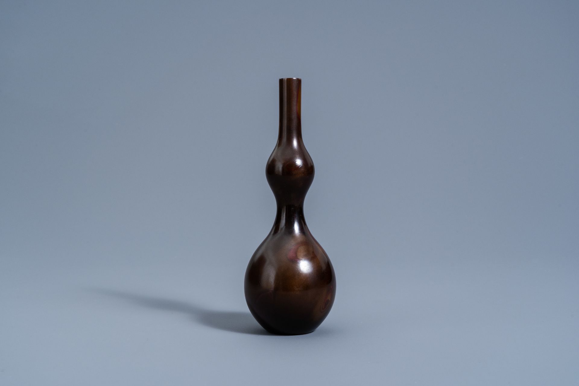 A Japanese bronze double gourd vase with flamed brown patina, Yoshida Kazumas, Showa, 20th C. - Image 4 of 8