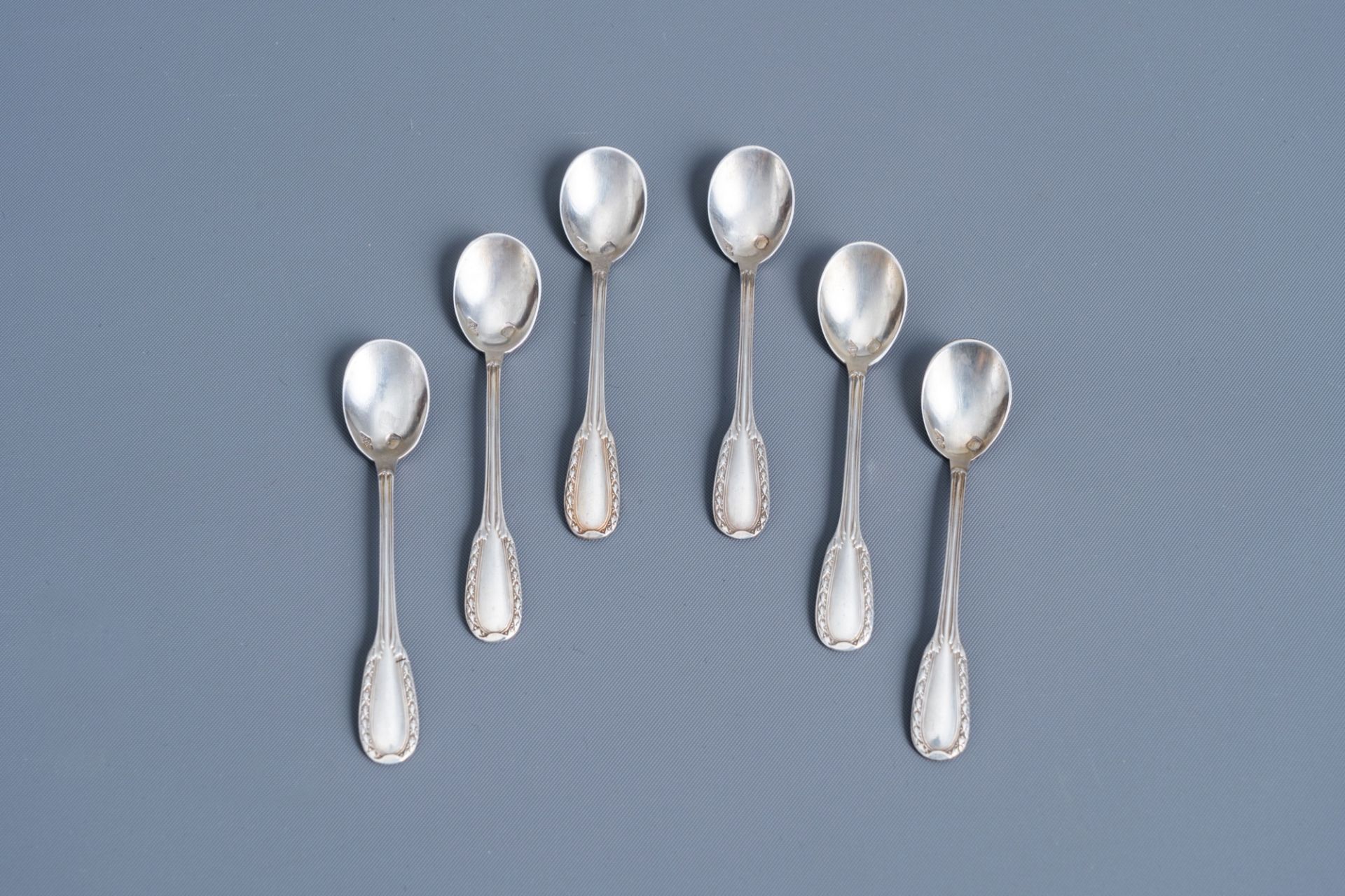 Six silver Louis XVI style salts with spoon with matching 'Wolfers Frres' case, 950/000, maker's ma - Image 9 of 20