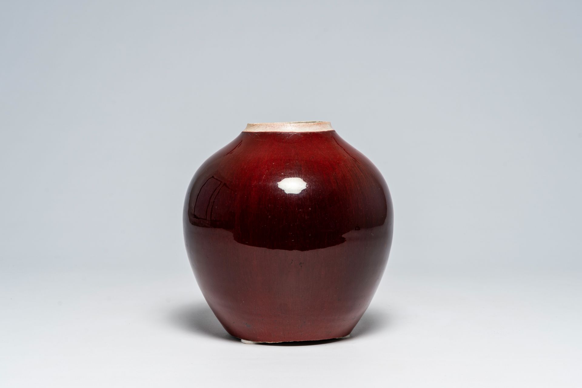 A Chinese monochrome flambÃ© glazed jar with metal cover, 19th C. - Image 5 of 7