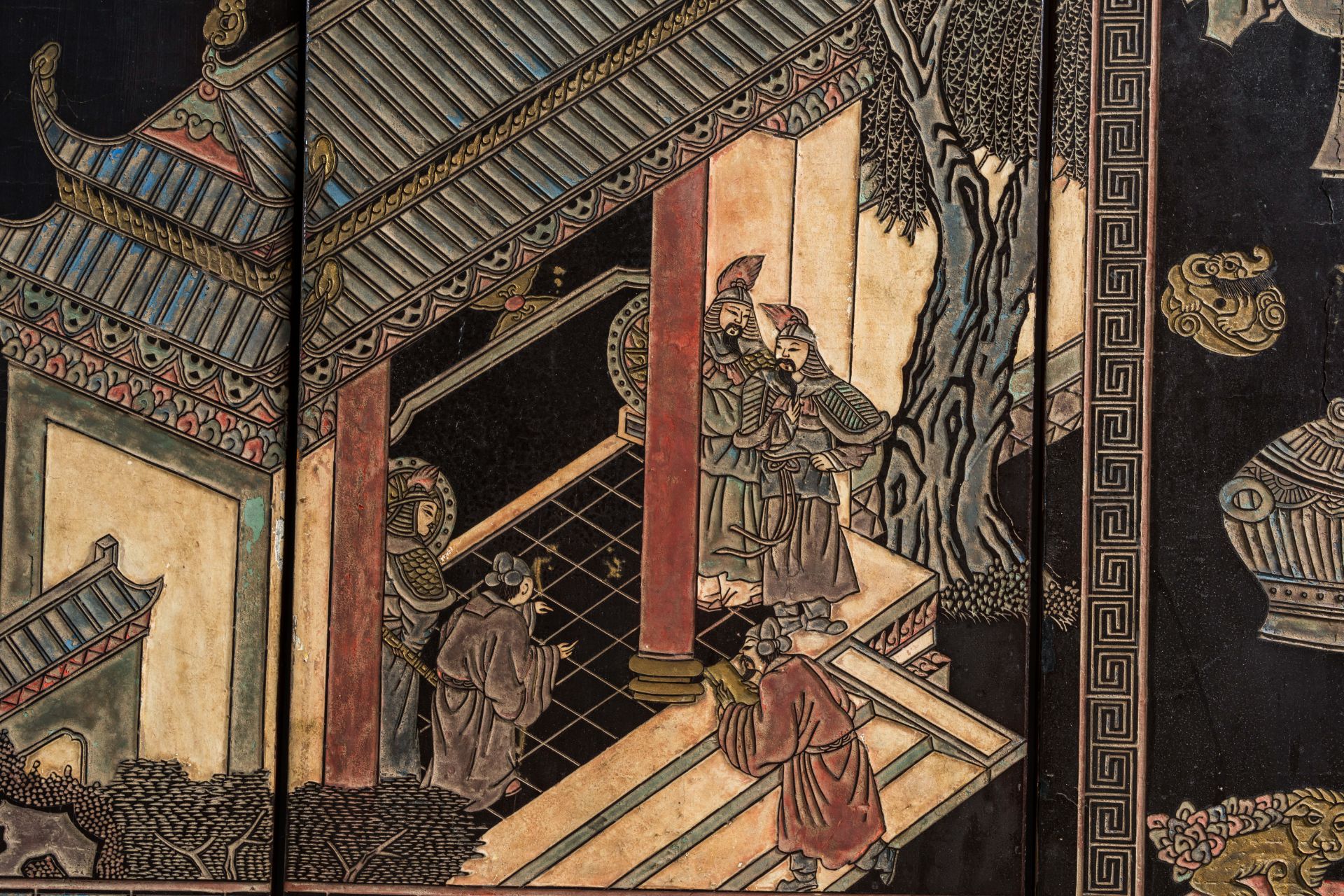 A Chinese eight-screen lacquered coromandel wood room divider, 19th C. - Image 11 of 13