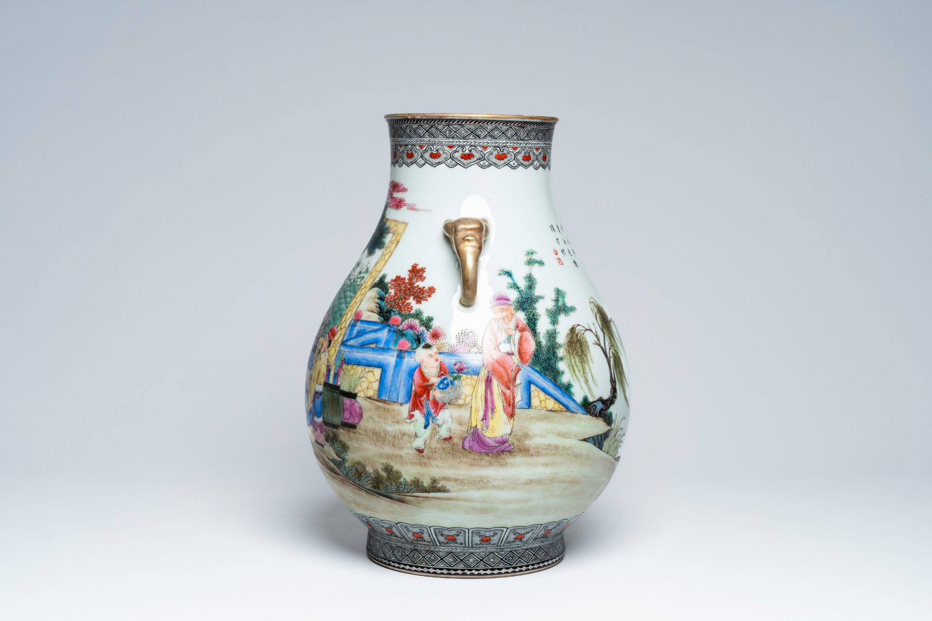 A Chinese famille rose 'hu' vase with go players and figures in a palace garden, Qianlong mark, 20th - Image 3 of 7