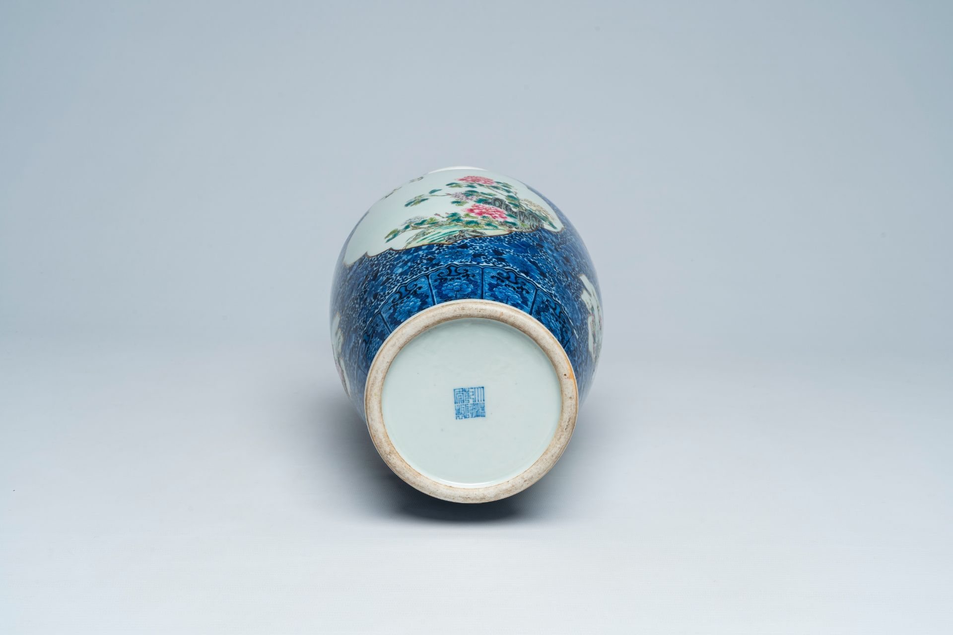 A Chinese famille rose vase with birds among blossoming branches, Qianlong mark, Republic, 20th C. - Image 7 of 7