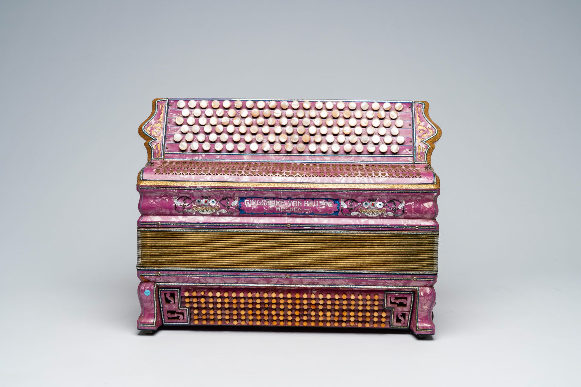 A Belgian 'Guillaume Van Houtte' chromatic accordion with button keyboard, ca. 1930 - Image 3 of 6