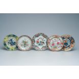 Five Chinese famille rose, Imari style and clobbered plates with floral design, Kangxi/Qianlong