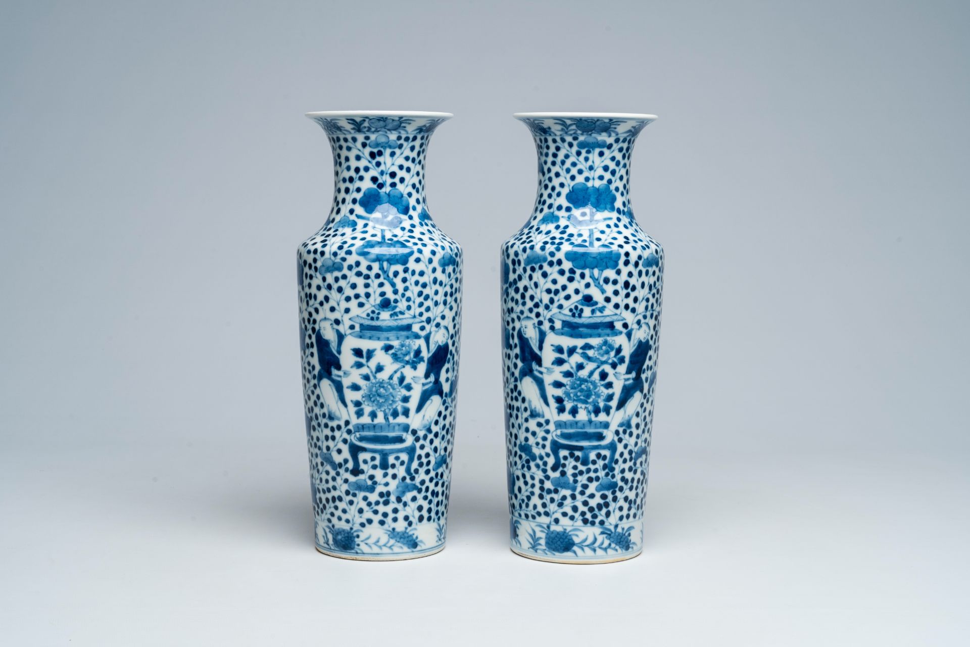 A pair of Chinese blue and white vases with boys and antiquities, Kangxi mark, 19th C. - Image 3 of 6