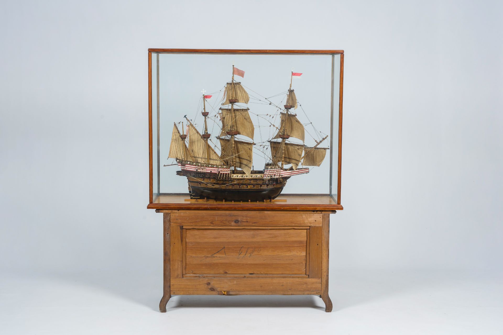 A painted wood model of a 16th-C. German galleon with glass display case, 20th C. - Image 2 of 6