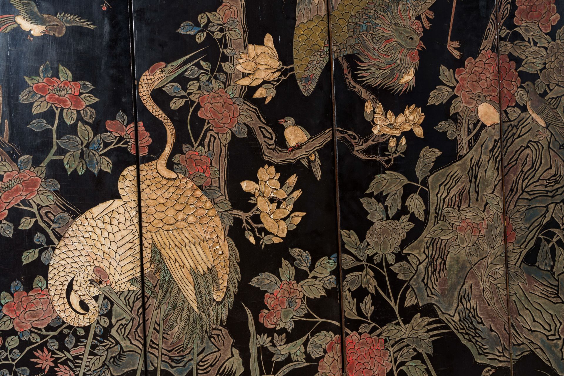 A Chinese eight-screen lacquered coromandel wood room divider, 19th C. - Image 3 of 13