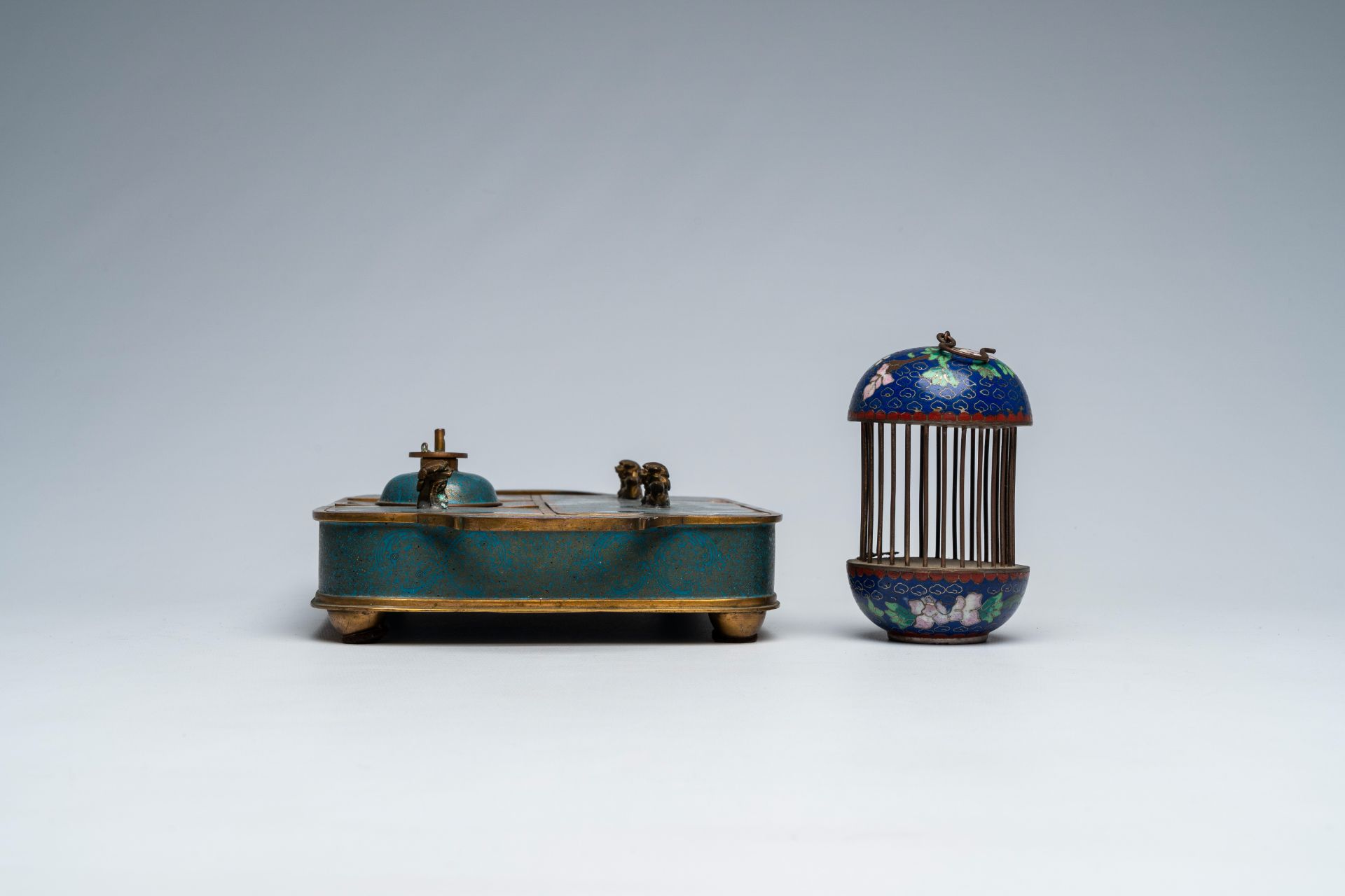 A Chinese blue and white strainer, a collection of cloisonne and a necklace of inside painted glass - Image 8 of 13