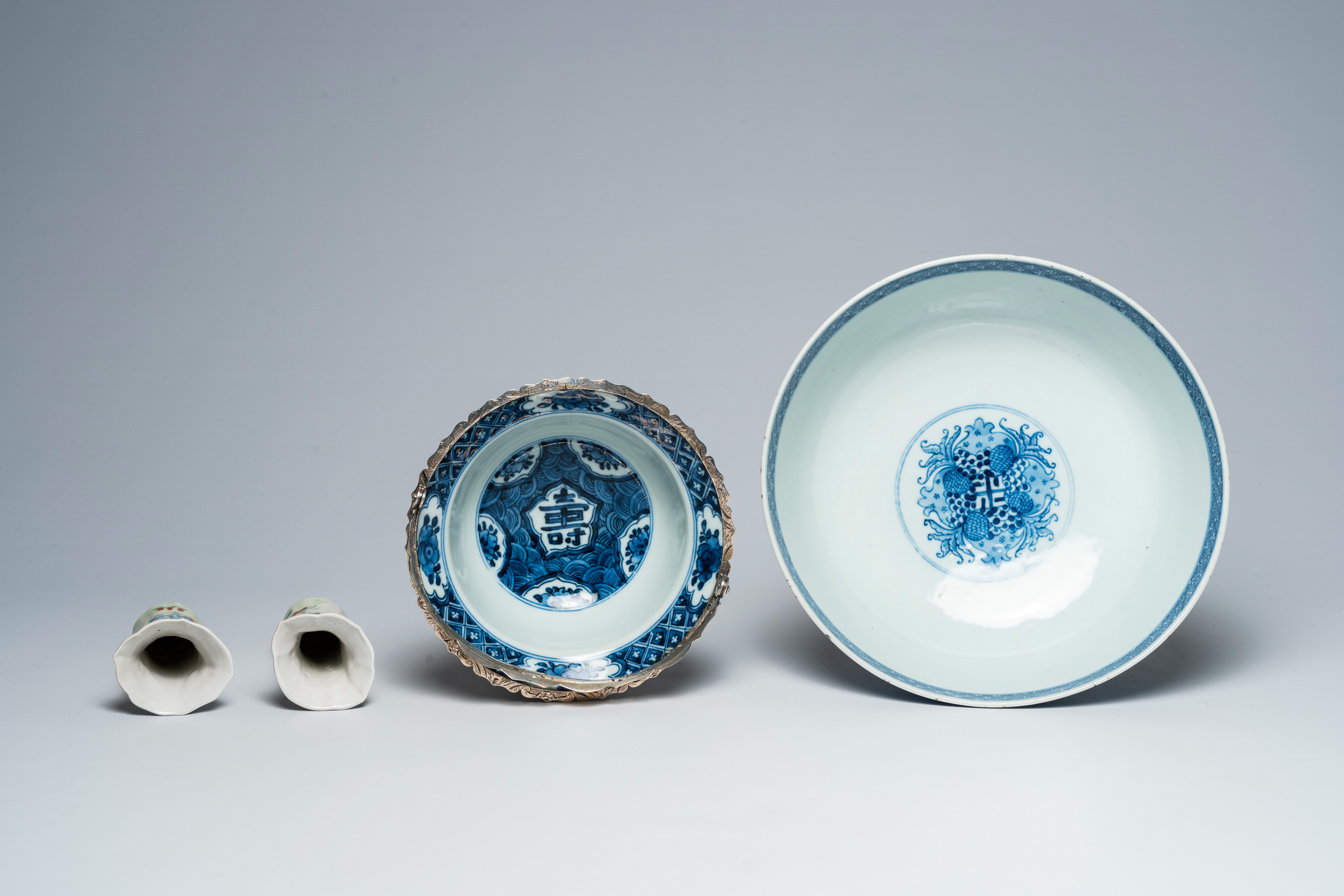 Two Chinese blue and white bowls and a pair of famille rose vases, Kangxi/Qianlong - Image 6 of 7