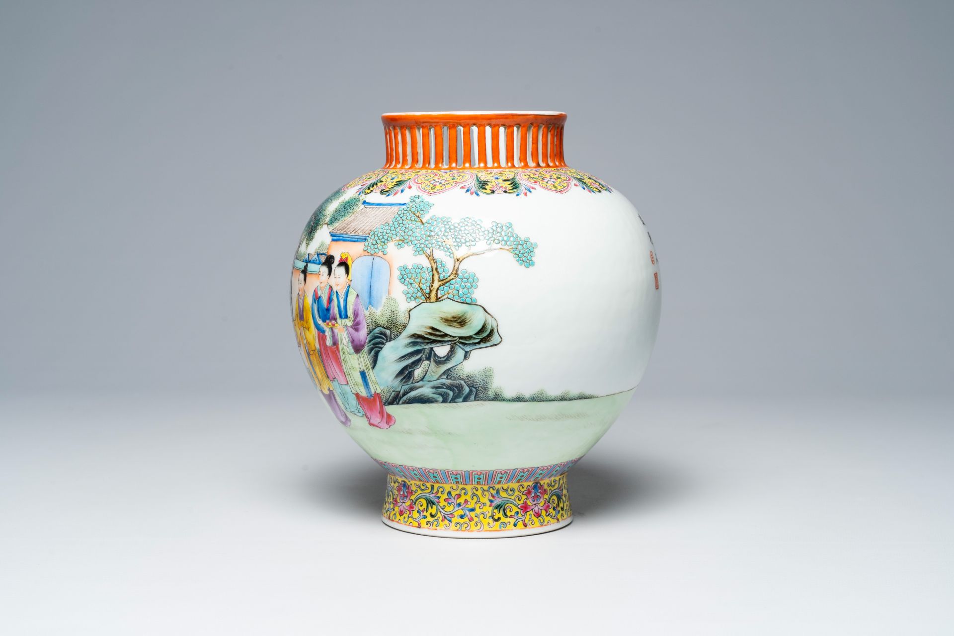 A Chinese famille rose vase with the welcoming of the travellers, Qianlong mark, Republic, 20th C. - Image 2 of 7