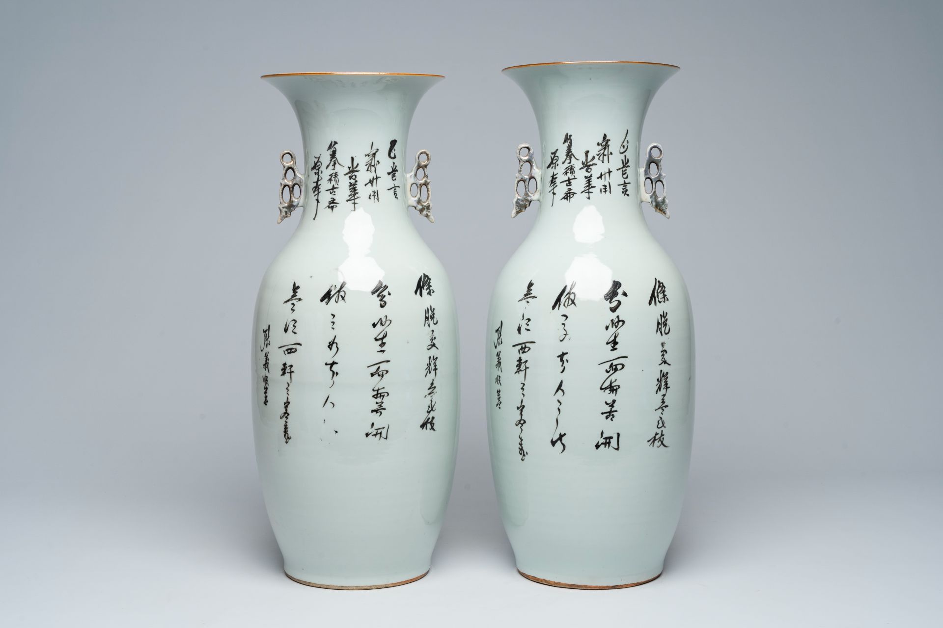 A pair of Chinese famille rose vases with a lady, playing children and a cat in a garden, 19th/20th - Image 3 of 5