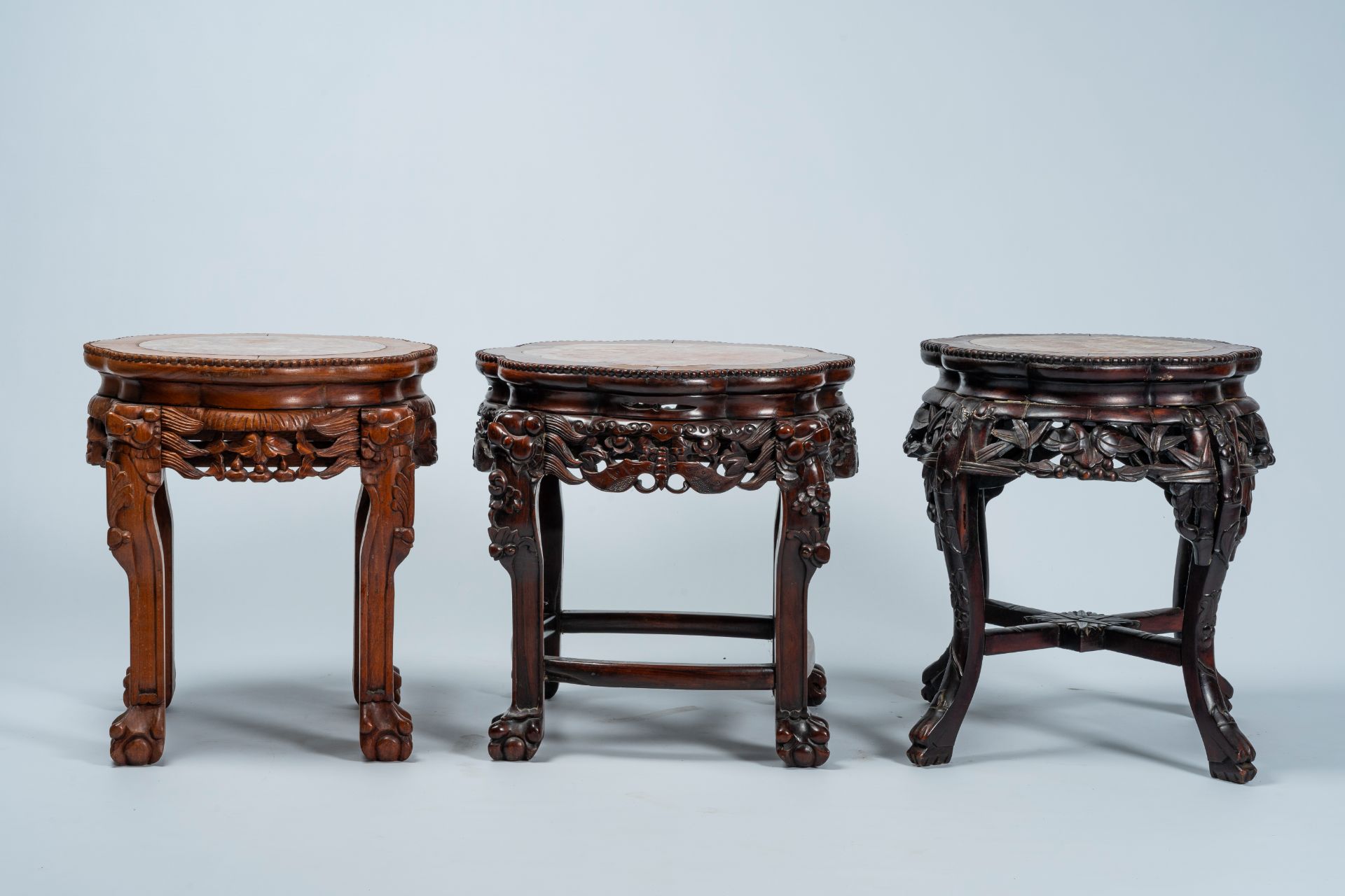 Three Chinese open worked lobed carved wood stands with marble top, 19th/20th C. - Image 4 of 8