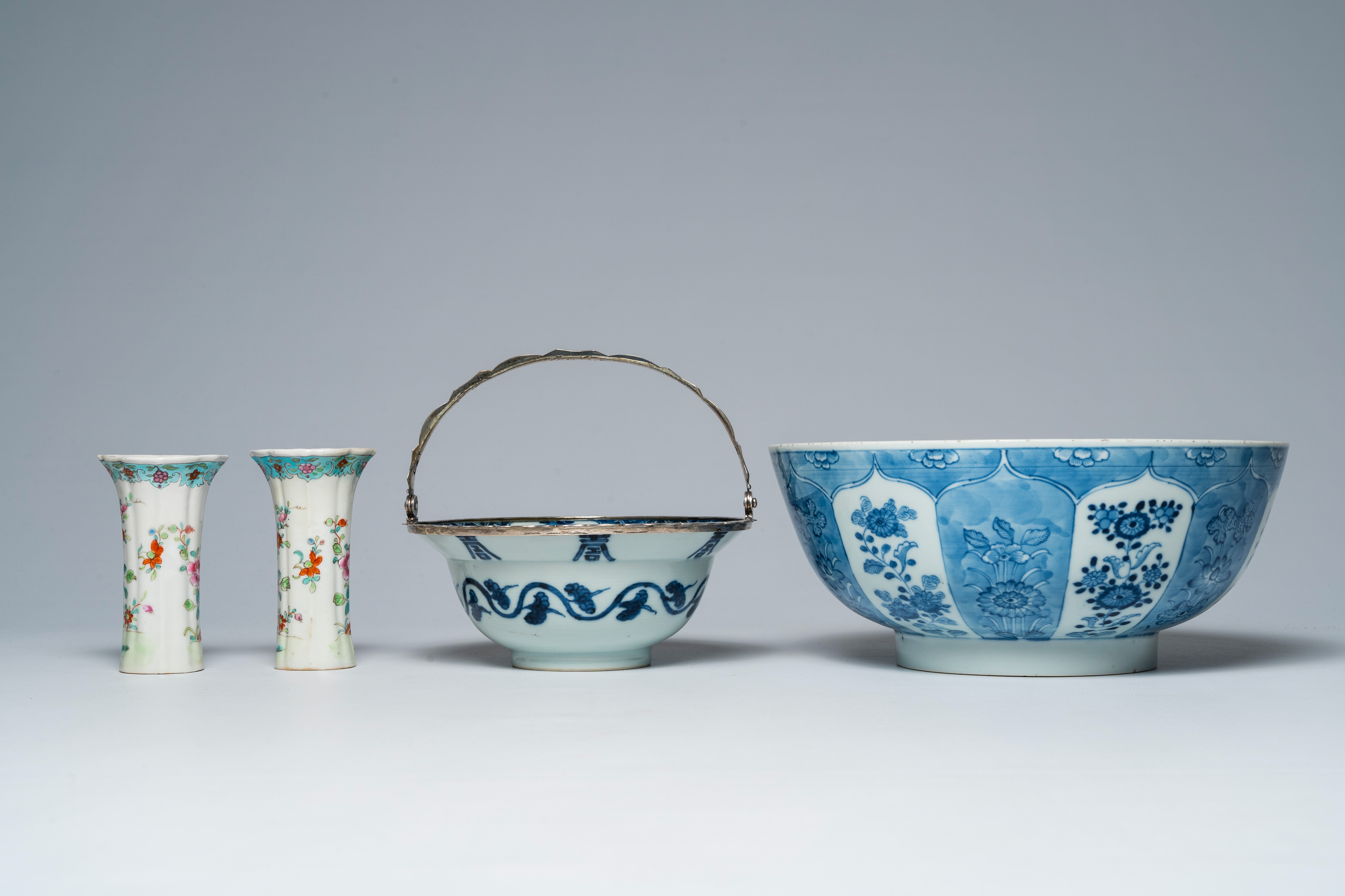 Two Chinese blue and white bowls and a pair of famille rose vases, Kangxi/Qianlong - Image 2 of 7