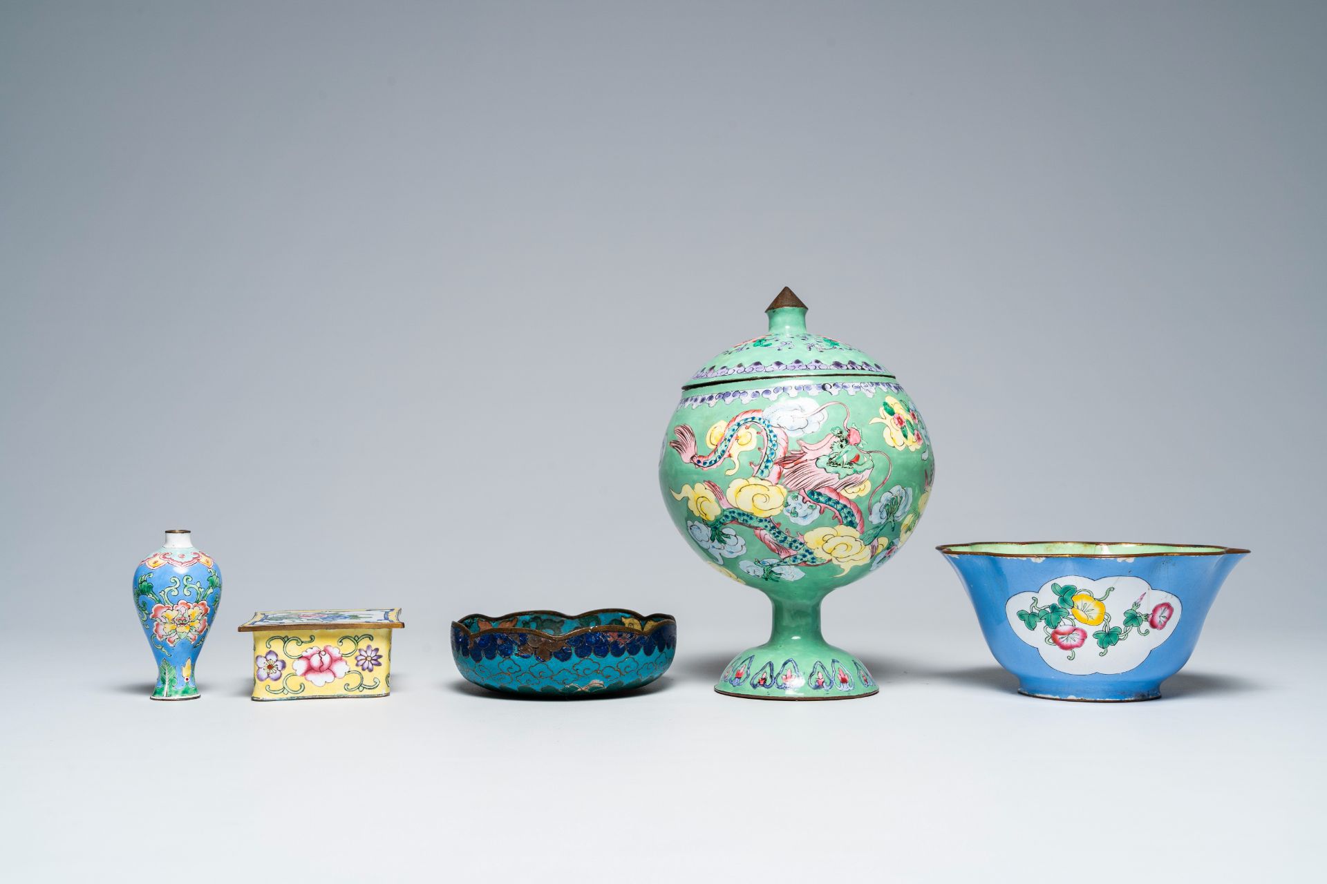 A varied collection of Chinese cloisonnÃ© items and a pewter saucer, 20th C. - Image 6 of 9