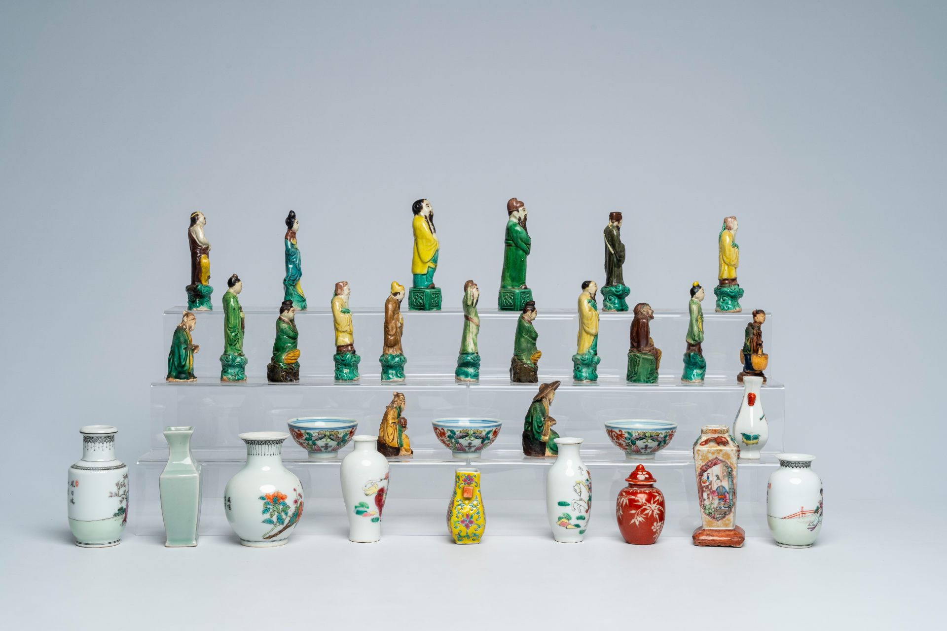 A varied collection of Chinese famille rose and celadon doll's house miniature vases and sancai glaz - Image 6 of 8