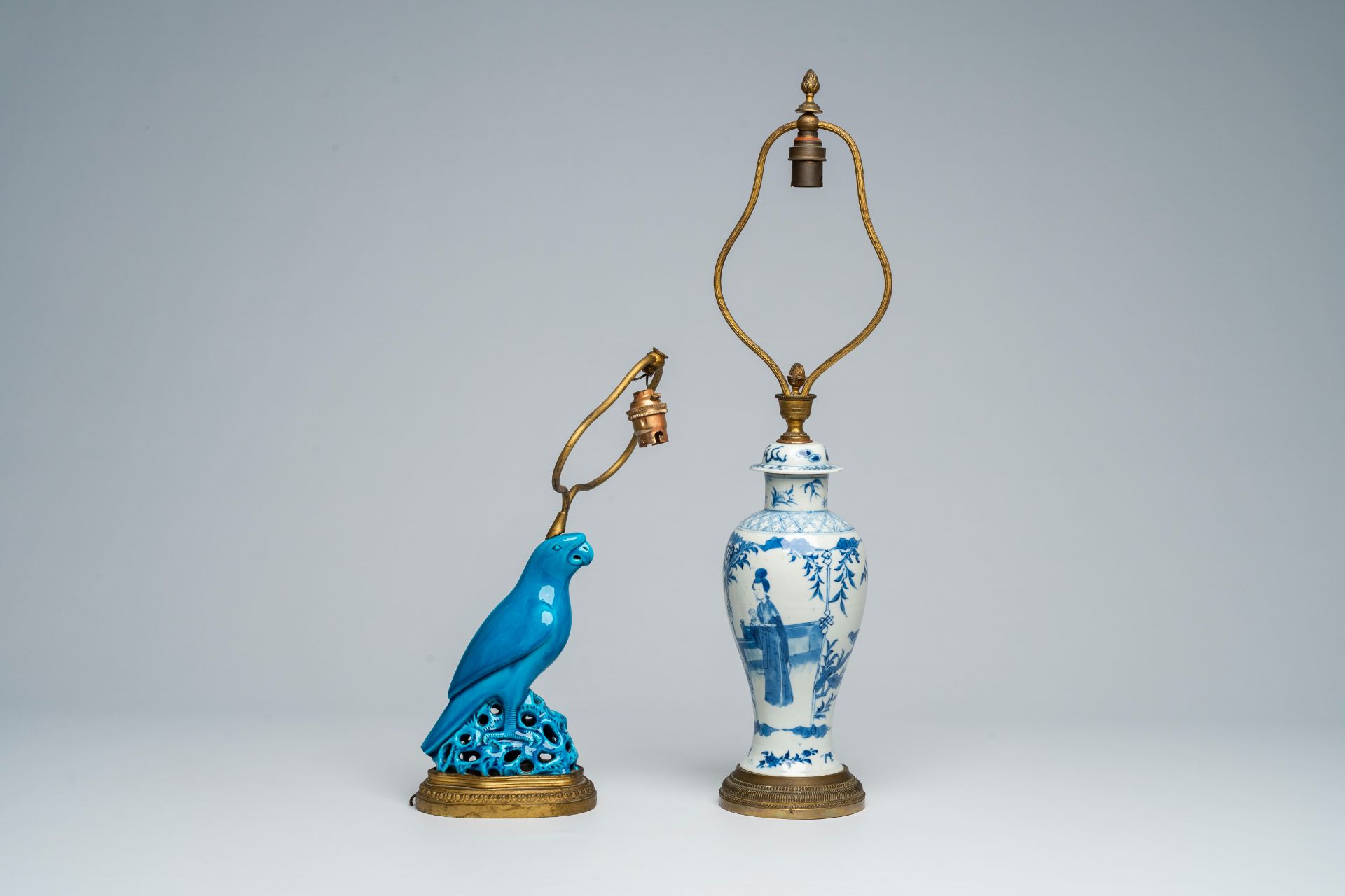 A Chinese blue and white vase and cover and a turquoise-glazed model of a parrot mounted as lamps, 1 - Image 2 of 6