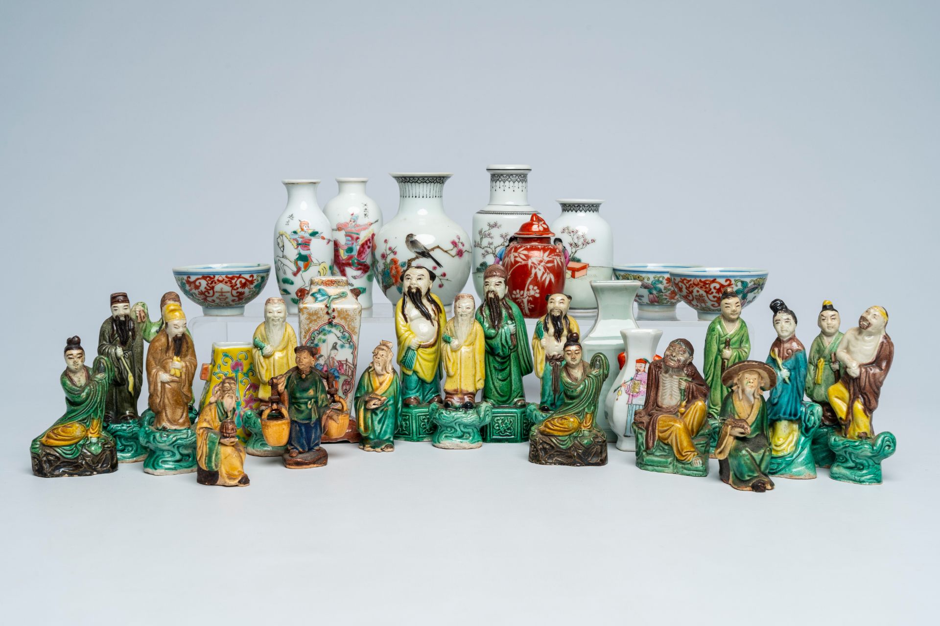 A varied collection of Chinese famille rose and celadon doll's house miniature vases and sancai glaz - Image 2 of 8