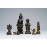 Five Asian bronze buddhist figures and a vajra, 19th/20th C.