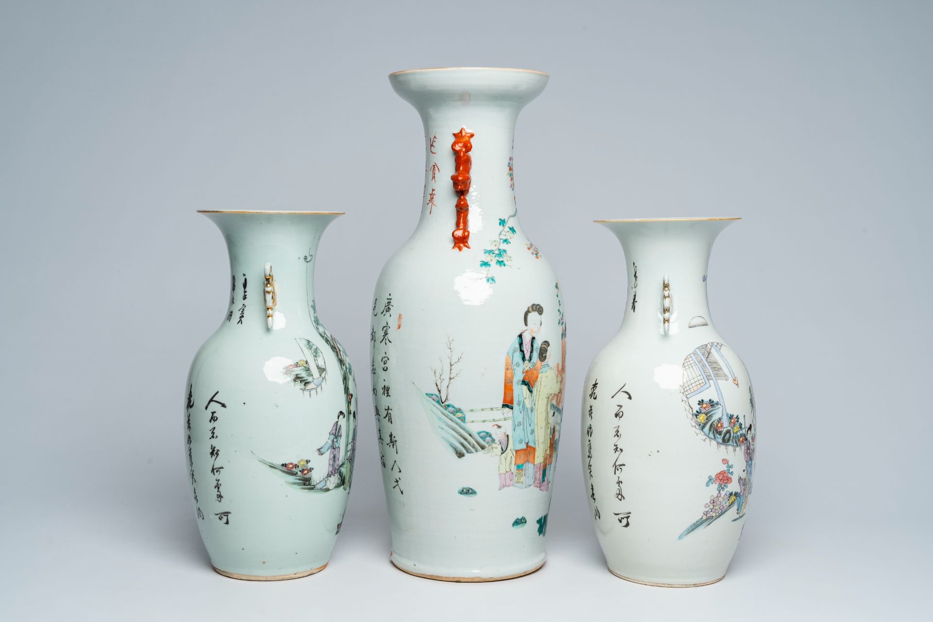 Three Chinese famille rose and qianjiang cai vases with ladies in a garden, 19th/20th C. - Image 4 of 6