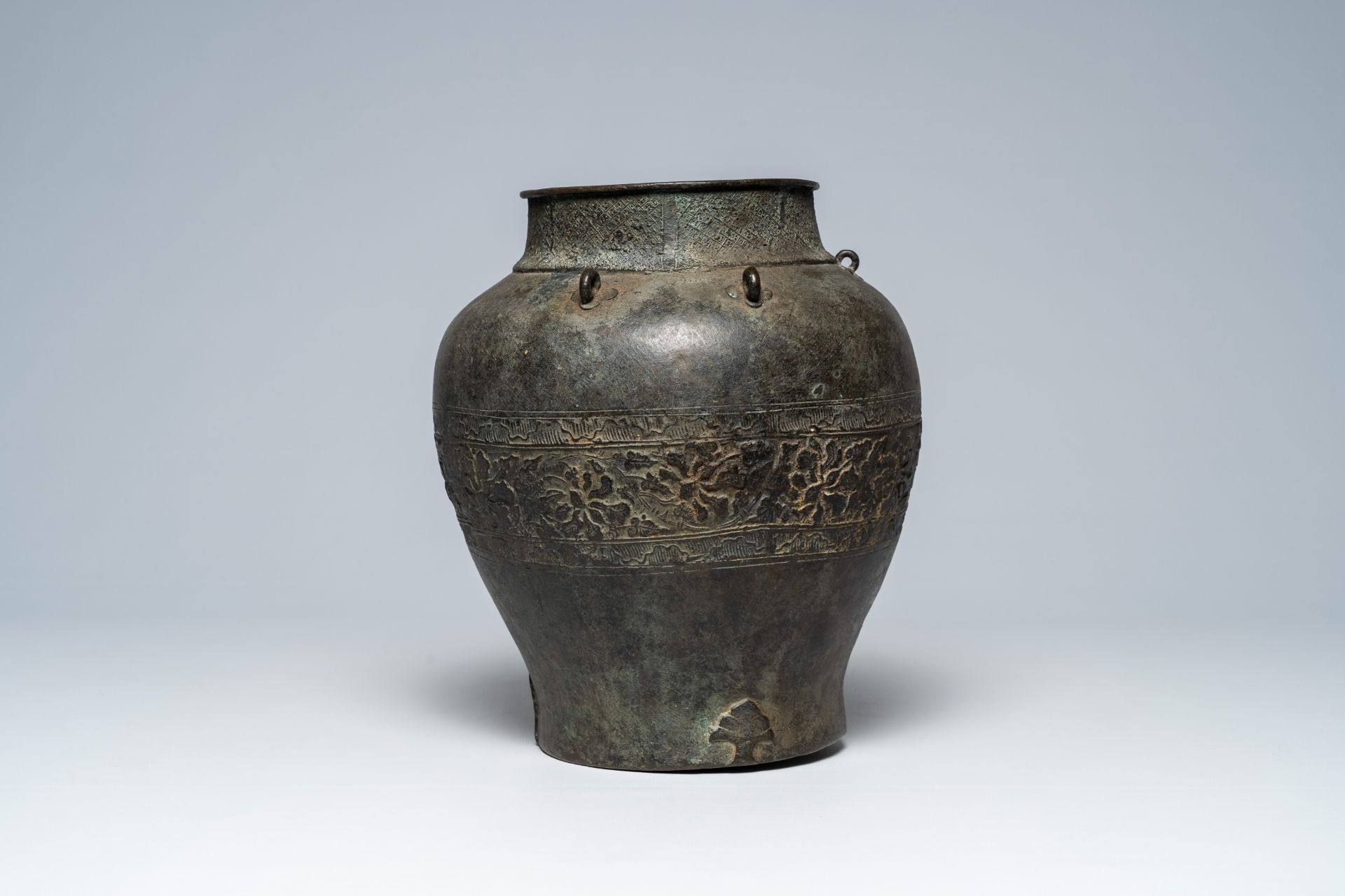 A Japanese or Korean bronze vase with floral relief frieze, probably 17th/18th C. - Image 4 of 6