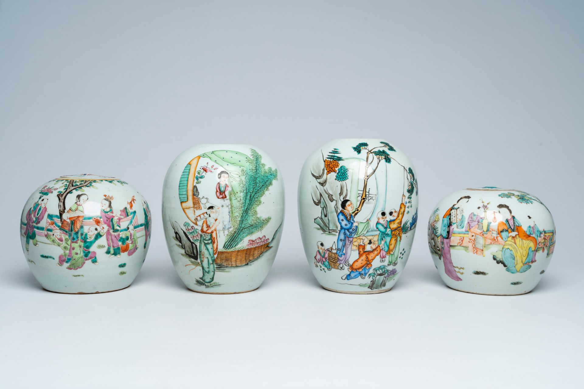 Four Chinese qianjiang cai and famille rose ginger jars with figures in a landscape, 19th/20th C. - Image 2 of 9