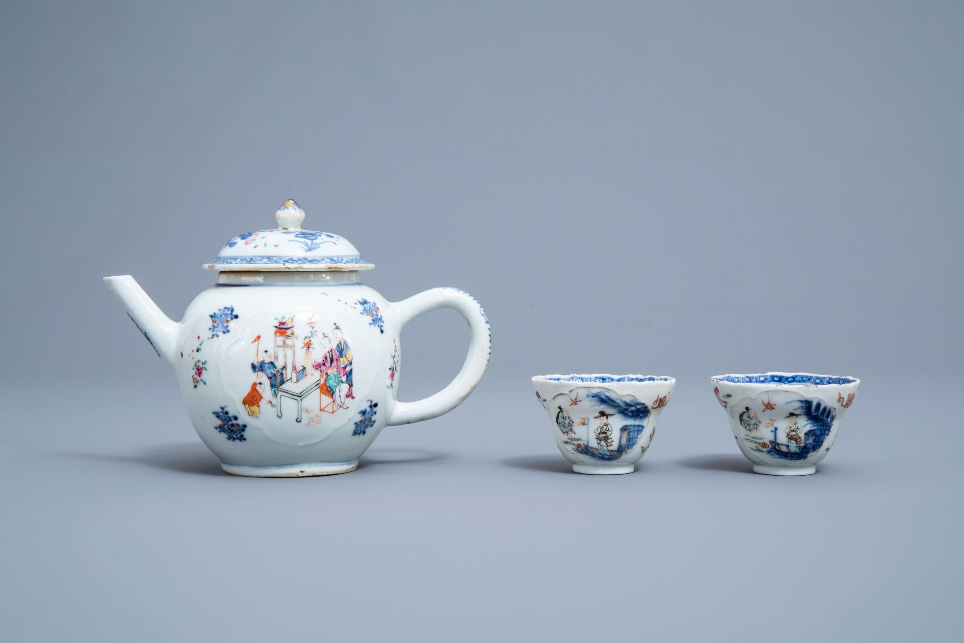 A Chinese famille rose teapot and a pair of cups and saucers, Qianlong - Image 6 of 9