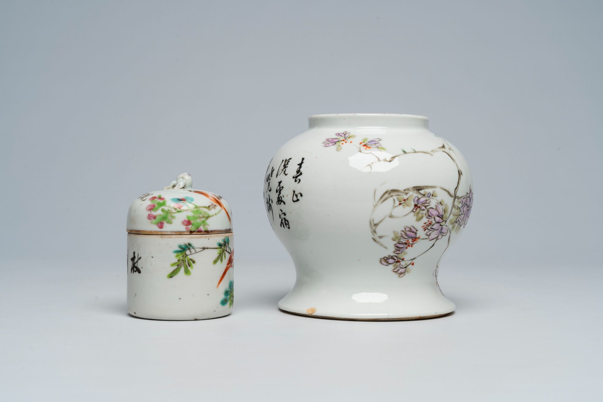 A Chinese qianjiang cai jar and cover, a dish and a vase with birds among blossoming branches, 19th/ - Image 7 of 9
