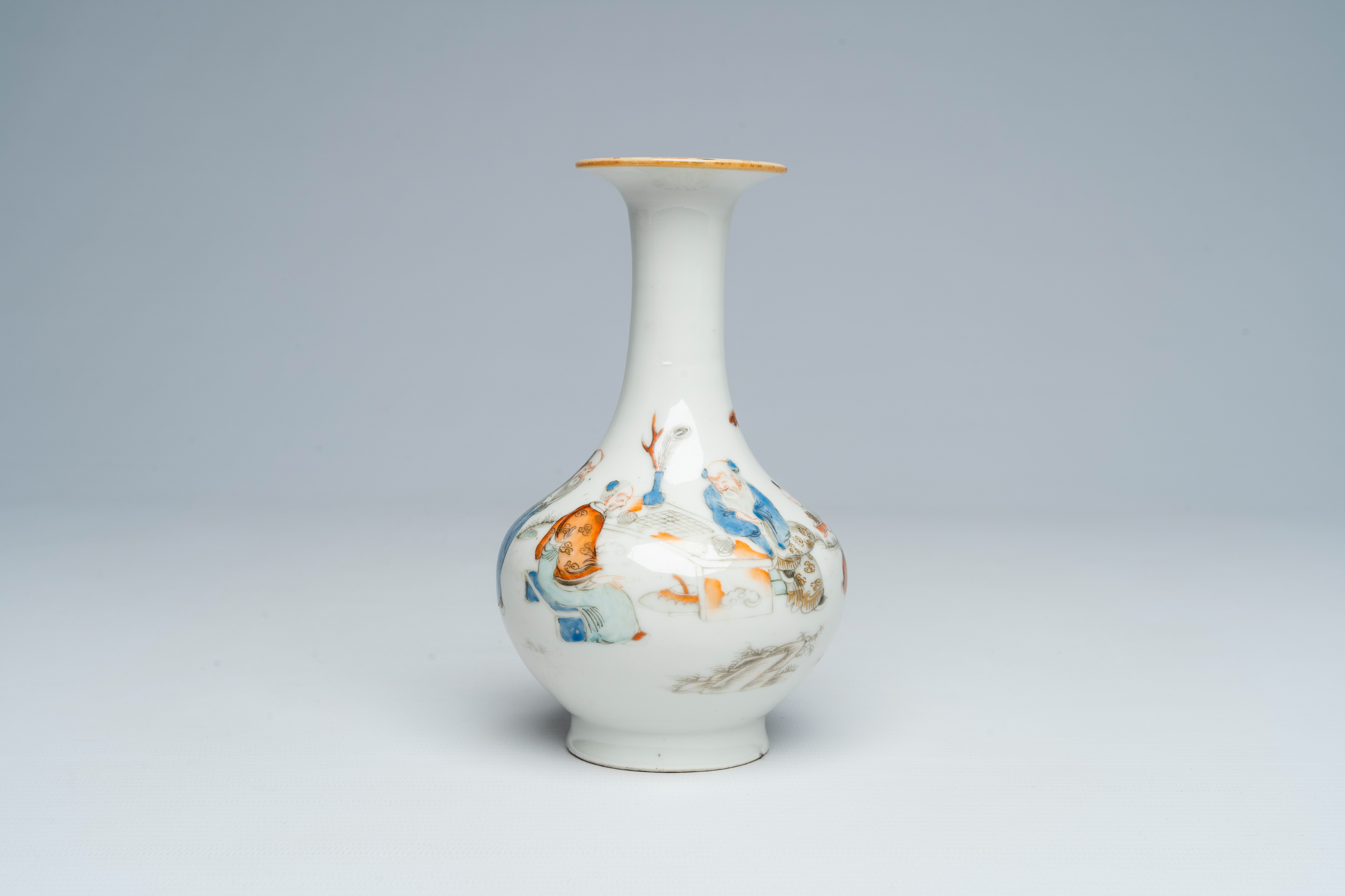 A Chinese bottle vase with scholars playing go in a garden, 19th C. - Image 2 of 6