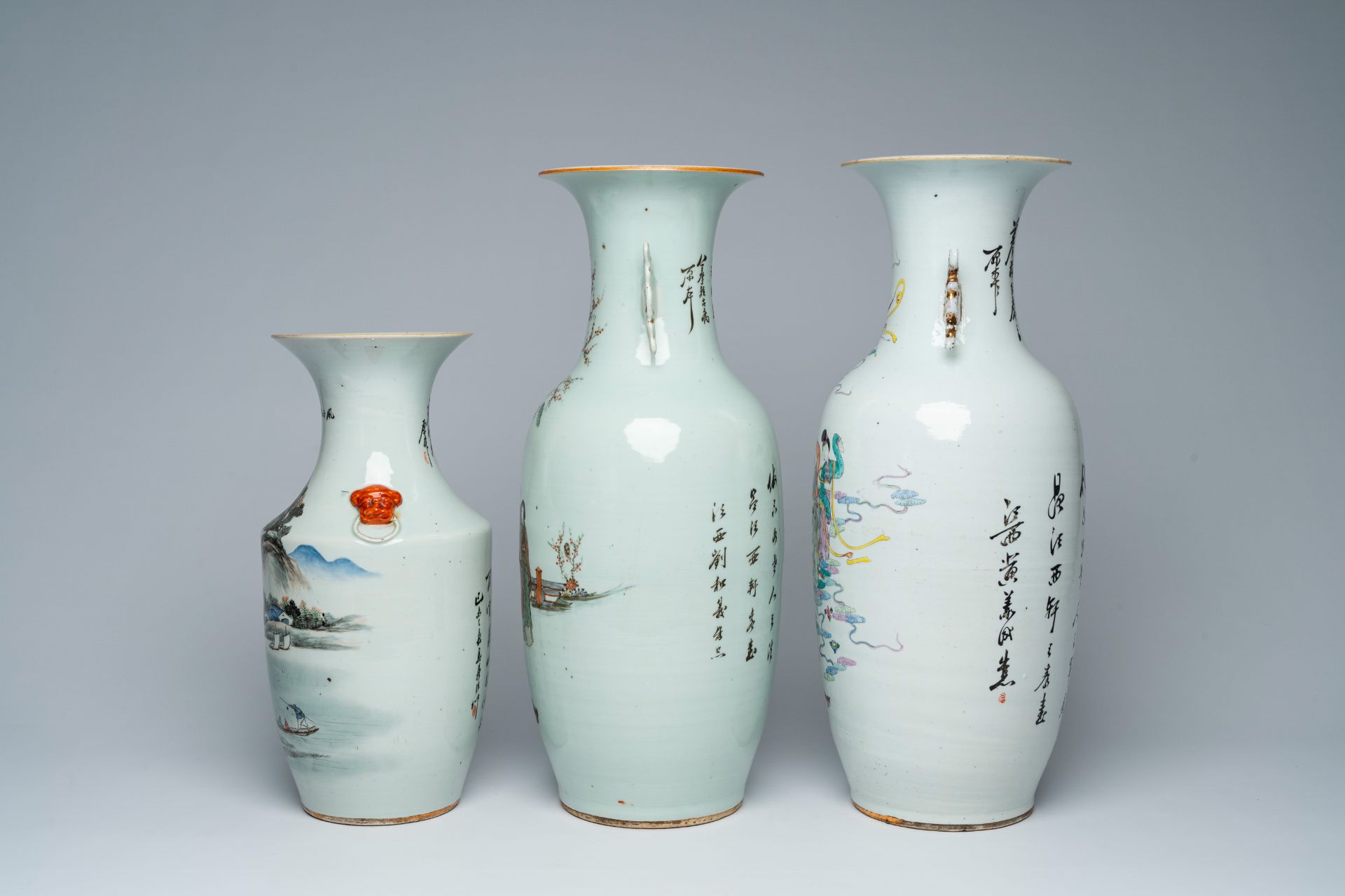 Three Chinese famille rose and qianjiang cai vases with ladies and a landscape, 19th/20th C. - Image 3 of 9