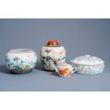 A varied collection of Chinese polychrome porcelain, 19th/20th C.