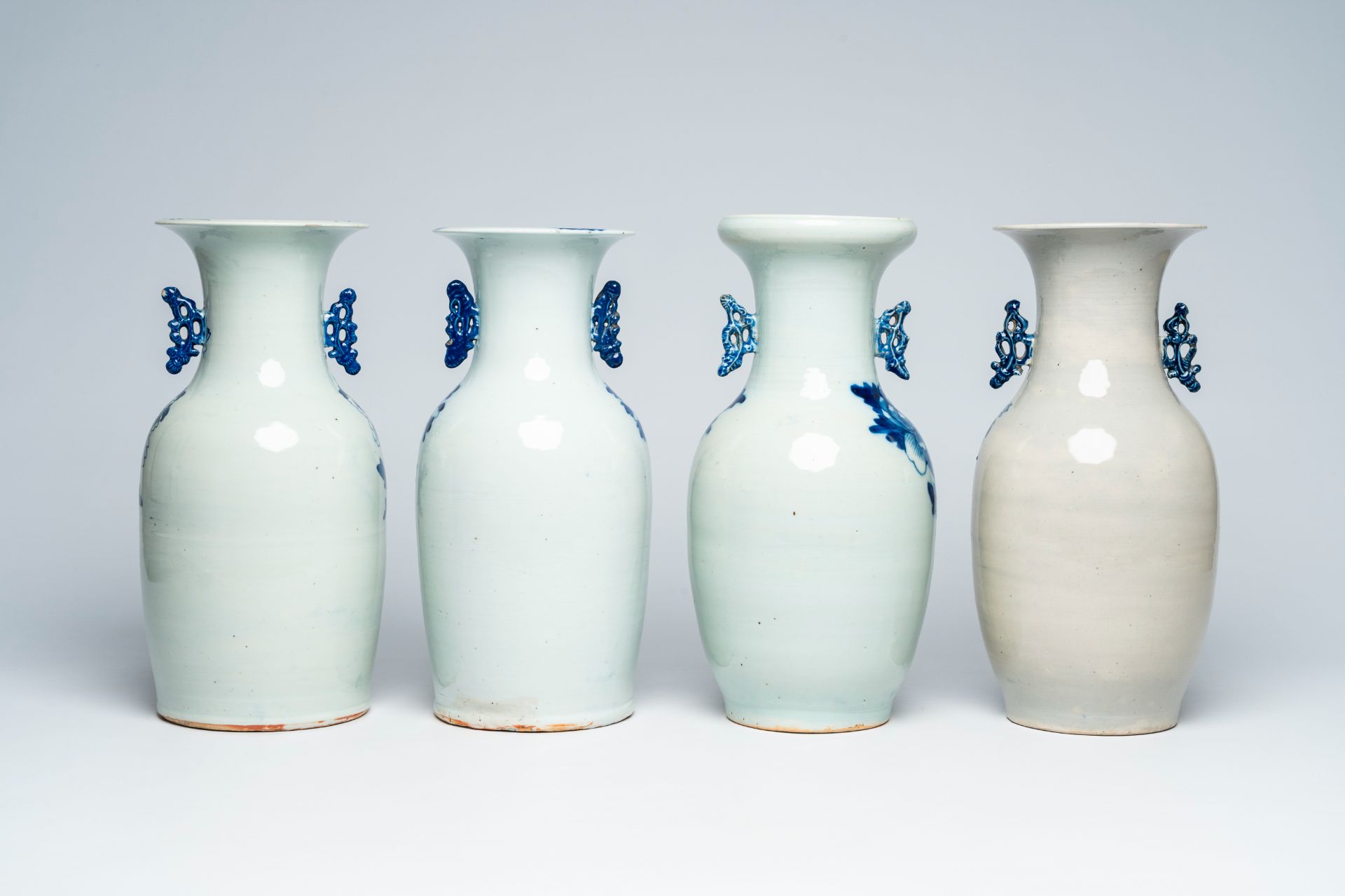 Four Chinese blue and white vases with birds among blossoming branches, 19th C. - Image 4 of 7