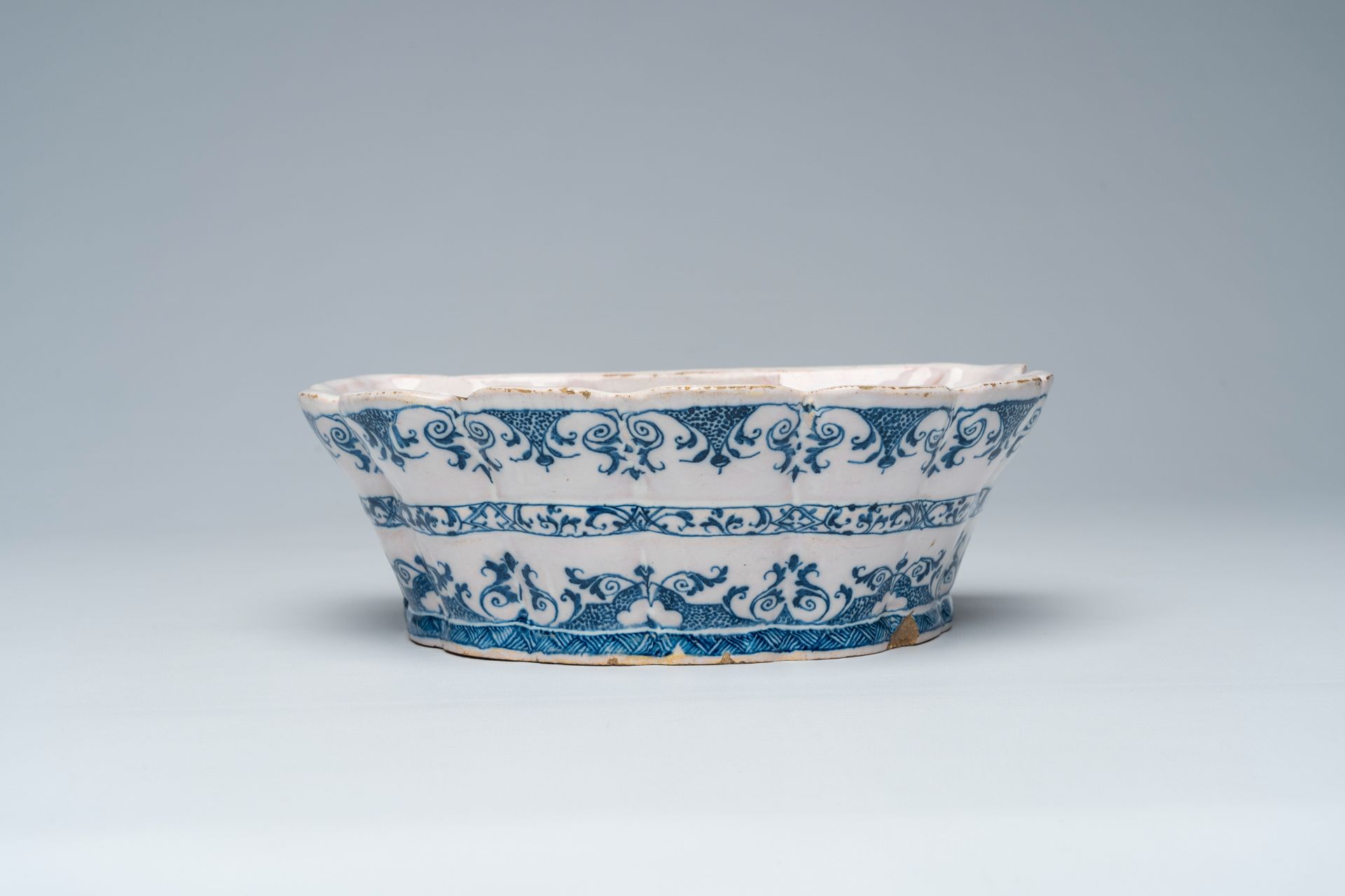 A blue and white Moustiers faience flower holder, France, 18th C. - Image 2 of 7