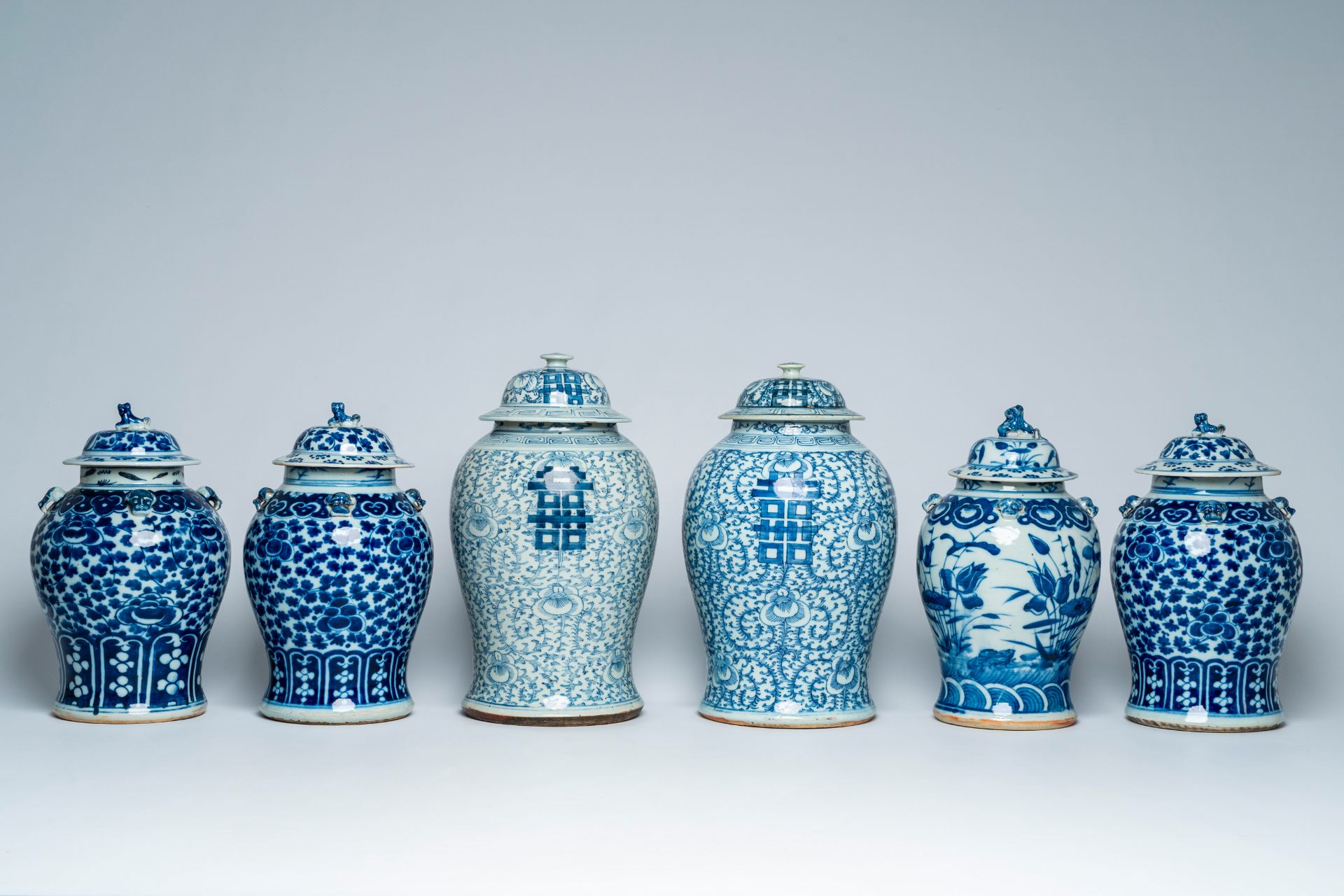 Six Chinese blue and white vases and covers with 'double happiness' and floral design, 19th/20th C. - Image 2 of 9