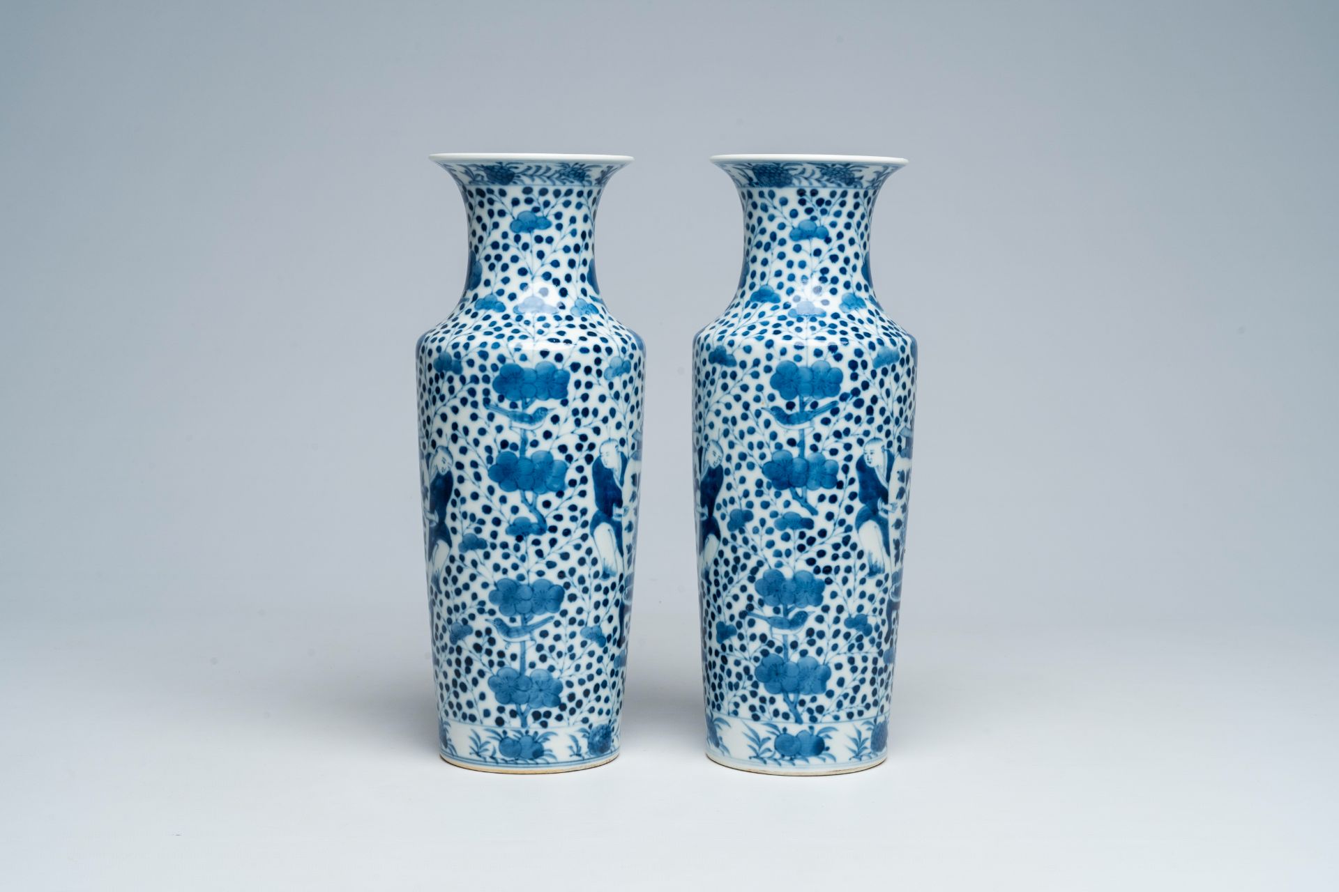 A pair of Chinese blue and white vases with boys and antiquities, Kangxi mark, 19th C. - Image 2 of 6