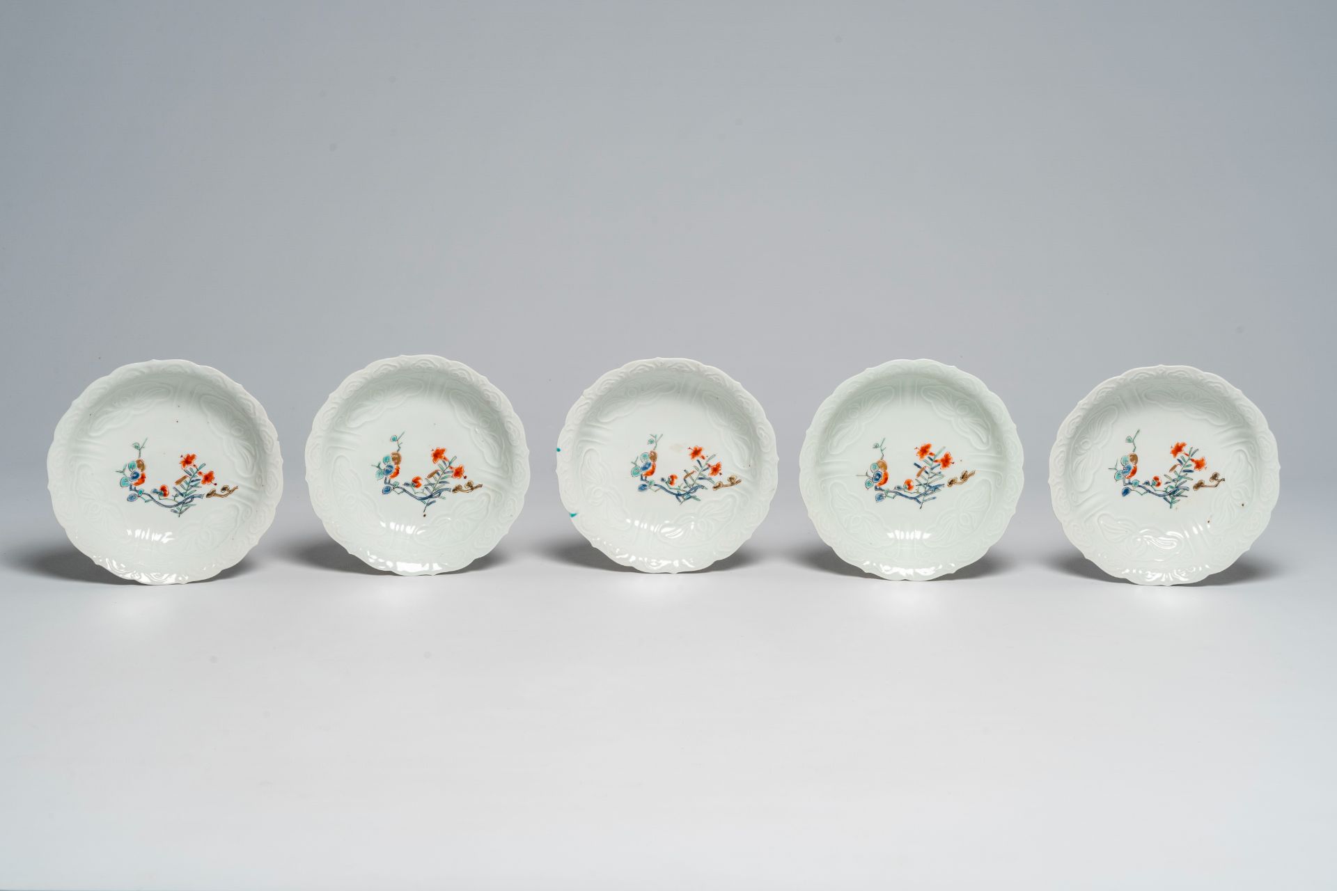 Ten Japanese moulded Kakiemon style bowls with floral design, Edo/Meiji, 18th/19th C. - Image 4 of 5