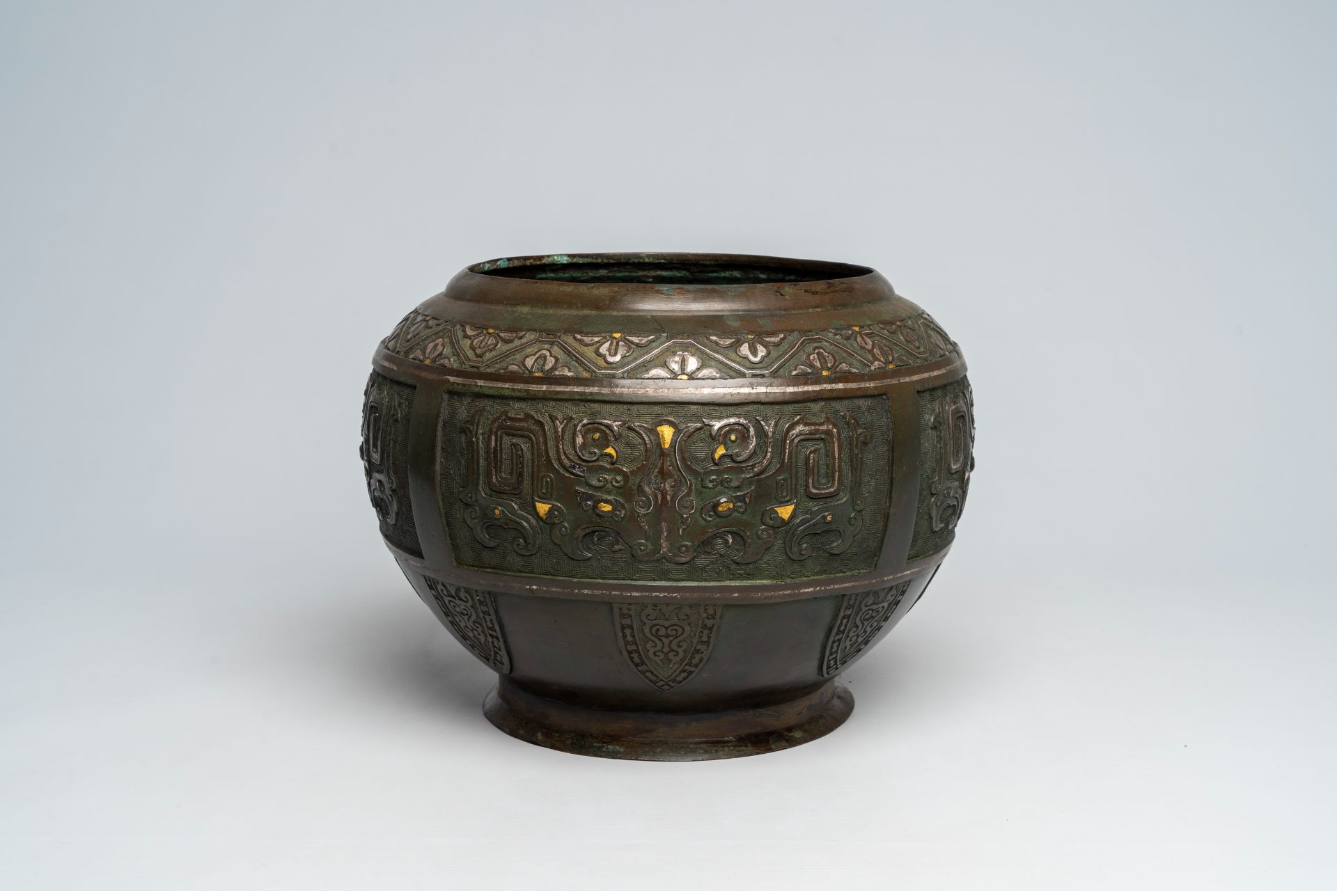 A Chinese gold- and silver-heightened archaic bronze vase, 19th C.