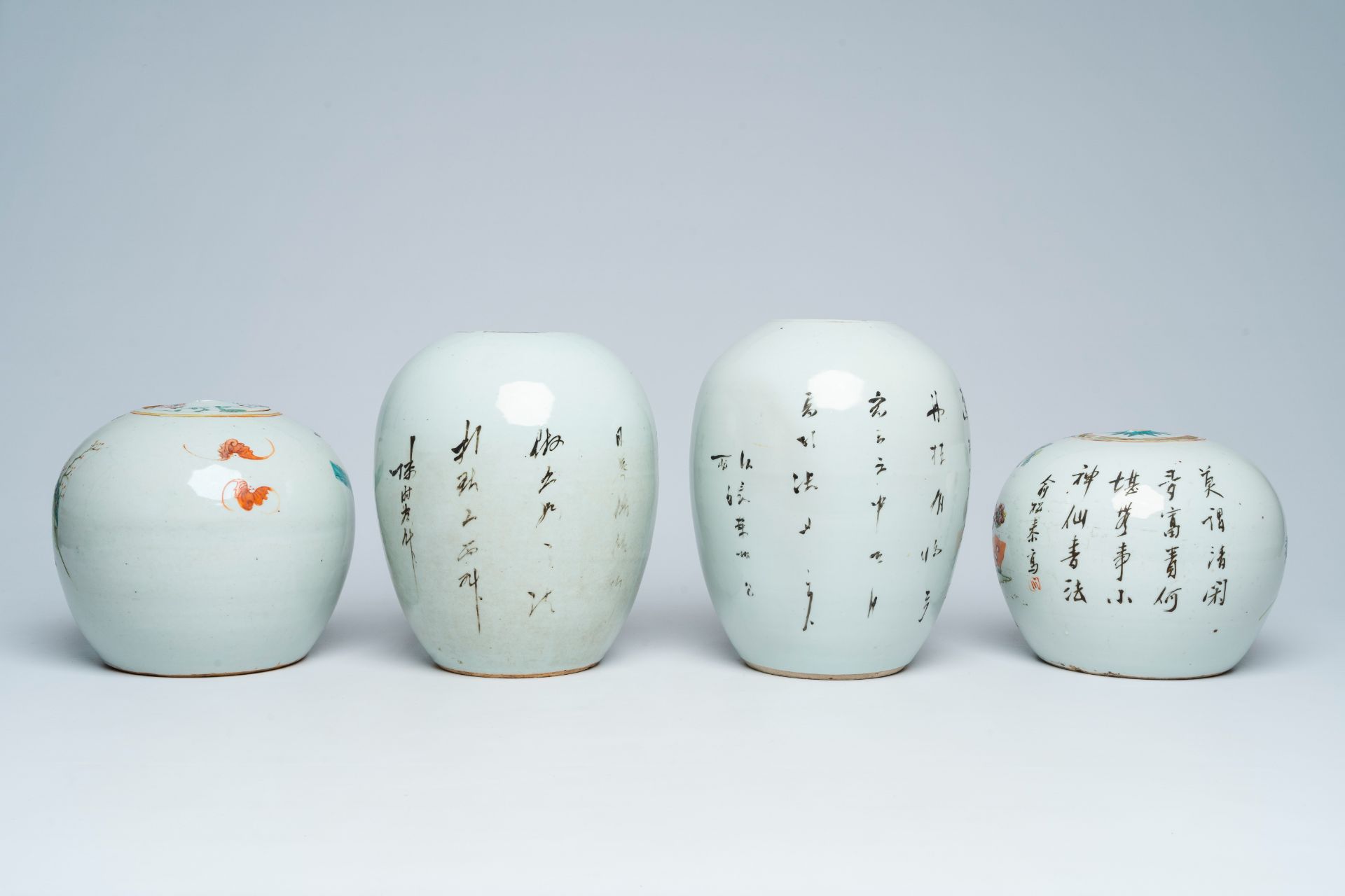 Four Chinese qianjiang cai and famille rose ginger jars with figures in a landscape, 19th/20th C. - Image 4 of 9