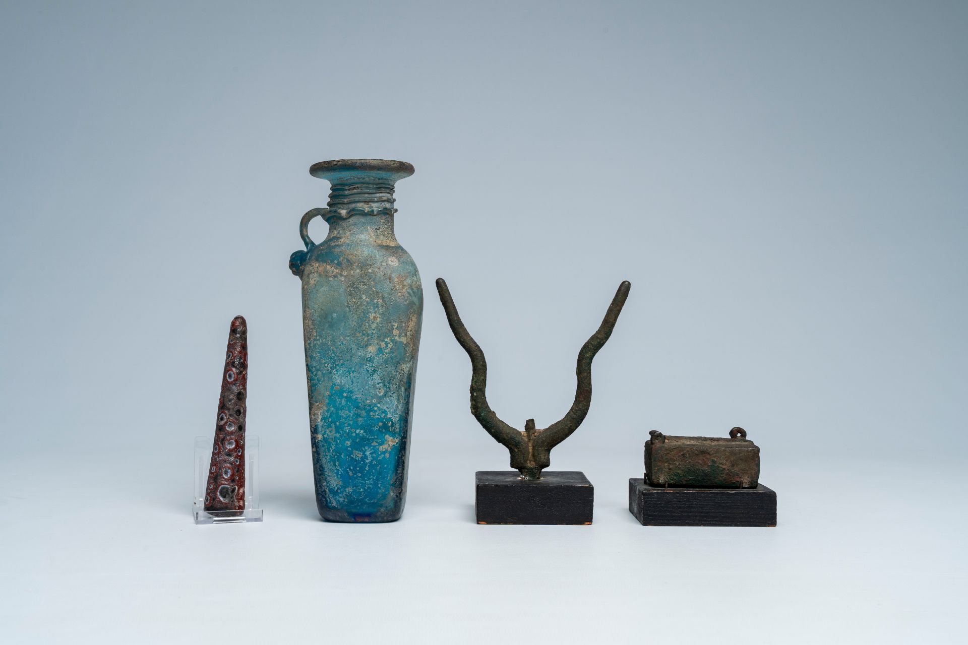 A varied collection of archaeological finds and a blue glass bottle with glass thread design, possib - Image 5 of 8