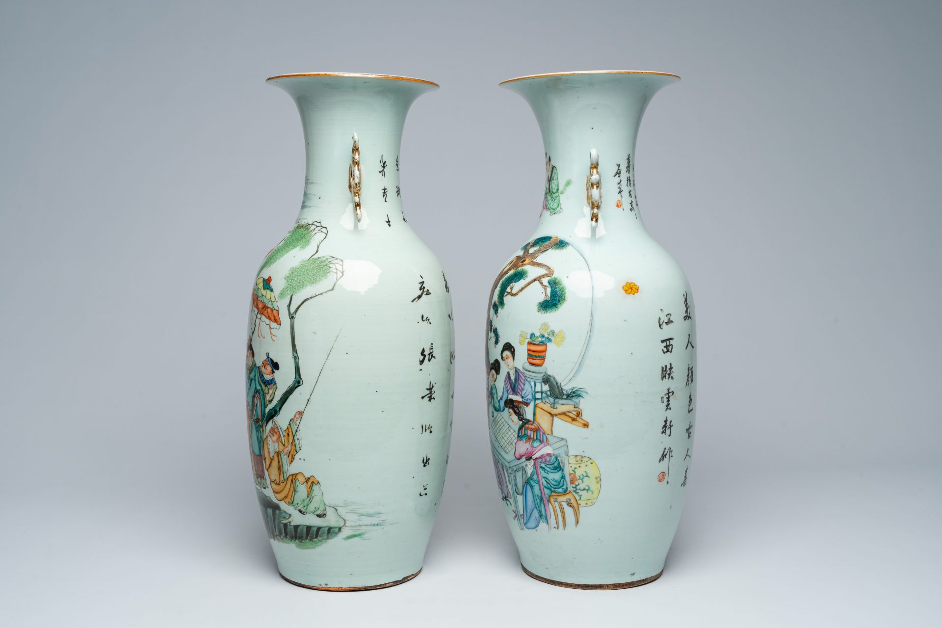 Two Chinese famille rose vases with Immortals and ladies in a garden, 19th/20th C. - Image 2 of 5