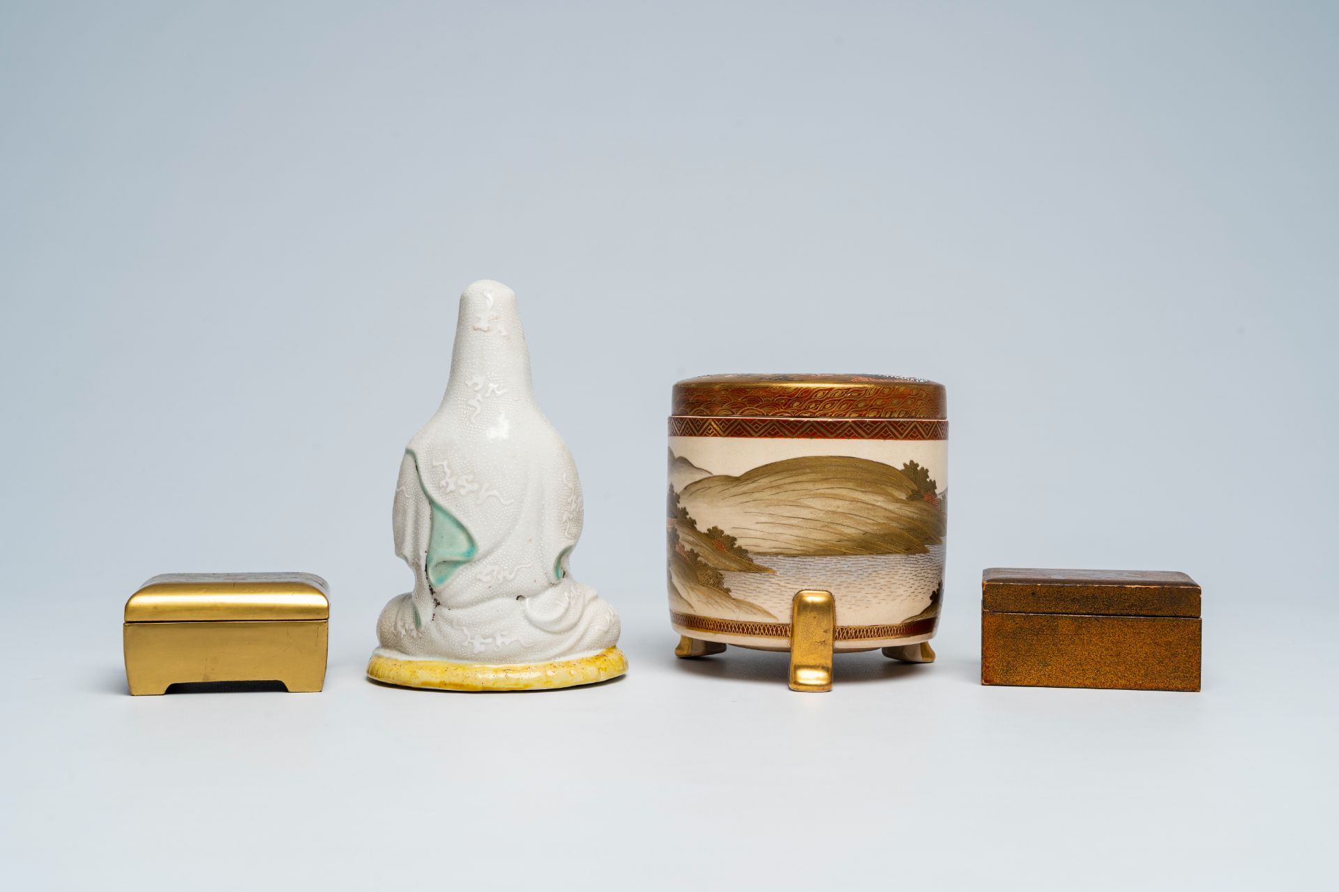 Two Japanese lacquered boxes and covers, a Satsuma jar and cover and various polychrome porcelain, M - Image 7 of 10