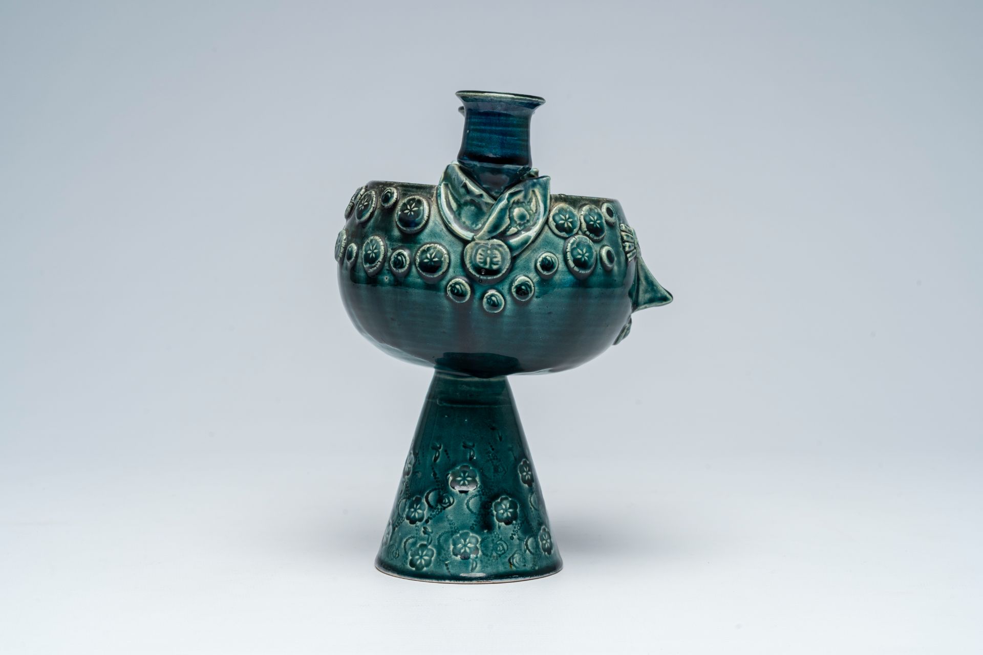 BjÃ¶rn Wiinblad (1918-2006): A Rosenthal turquoise glazed centrepiece in the shape of a bowl on foot - Bild 4 aus 8