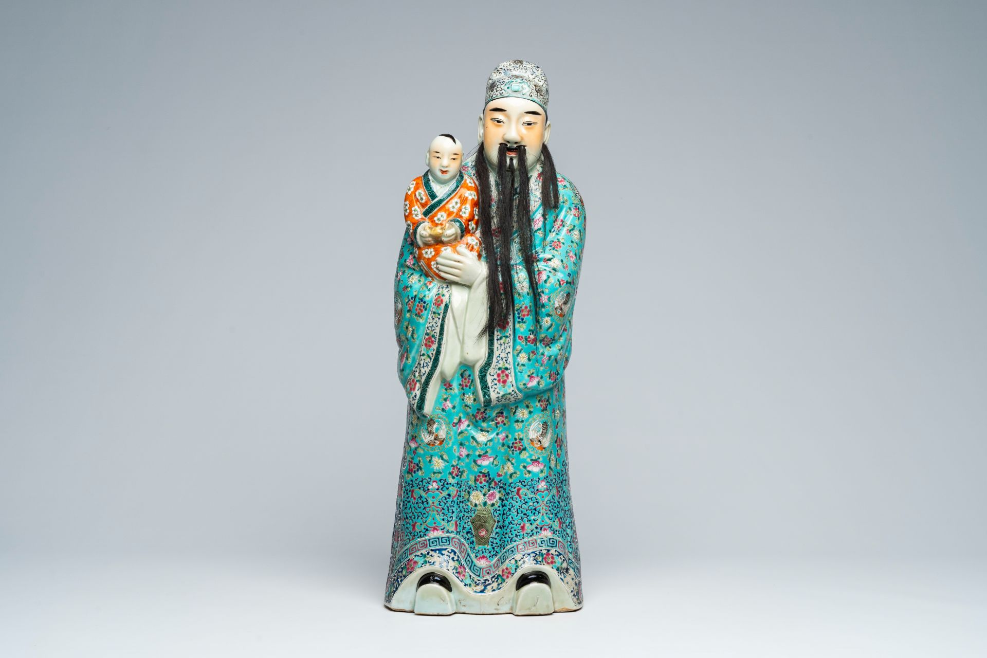 A Chinese famille rose figure of the Star God Fu Xing, 19th/20th C.