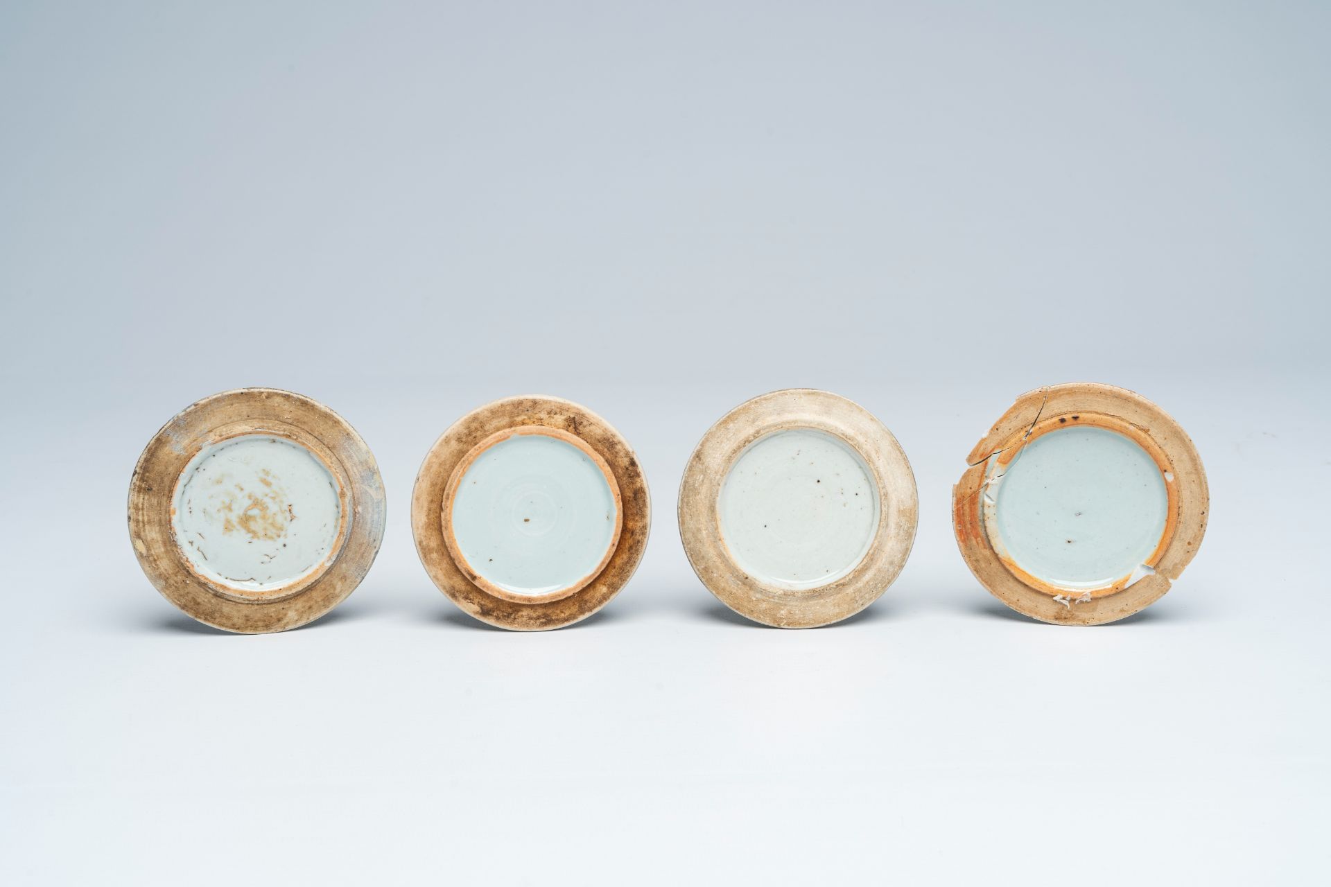 Four various Chinese blue and white celadon ground jars and covers, 19th C. - Image 9 of 9