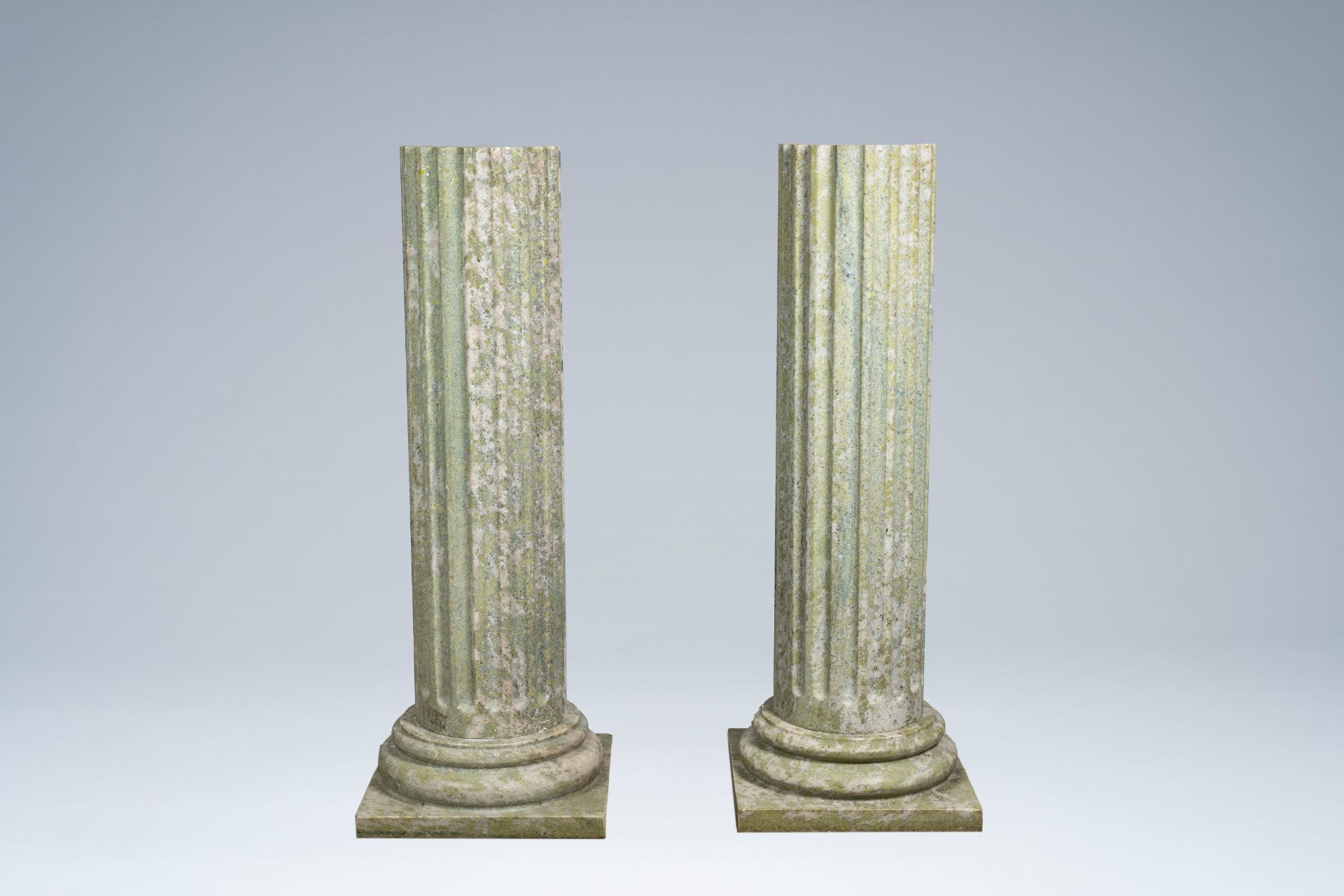 A pair of light green natural stone fluted columns, 20th C. - Image 5 of 8