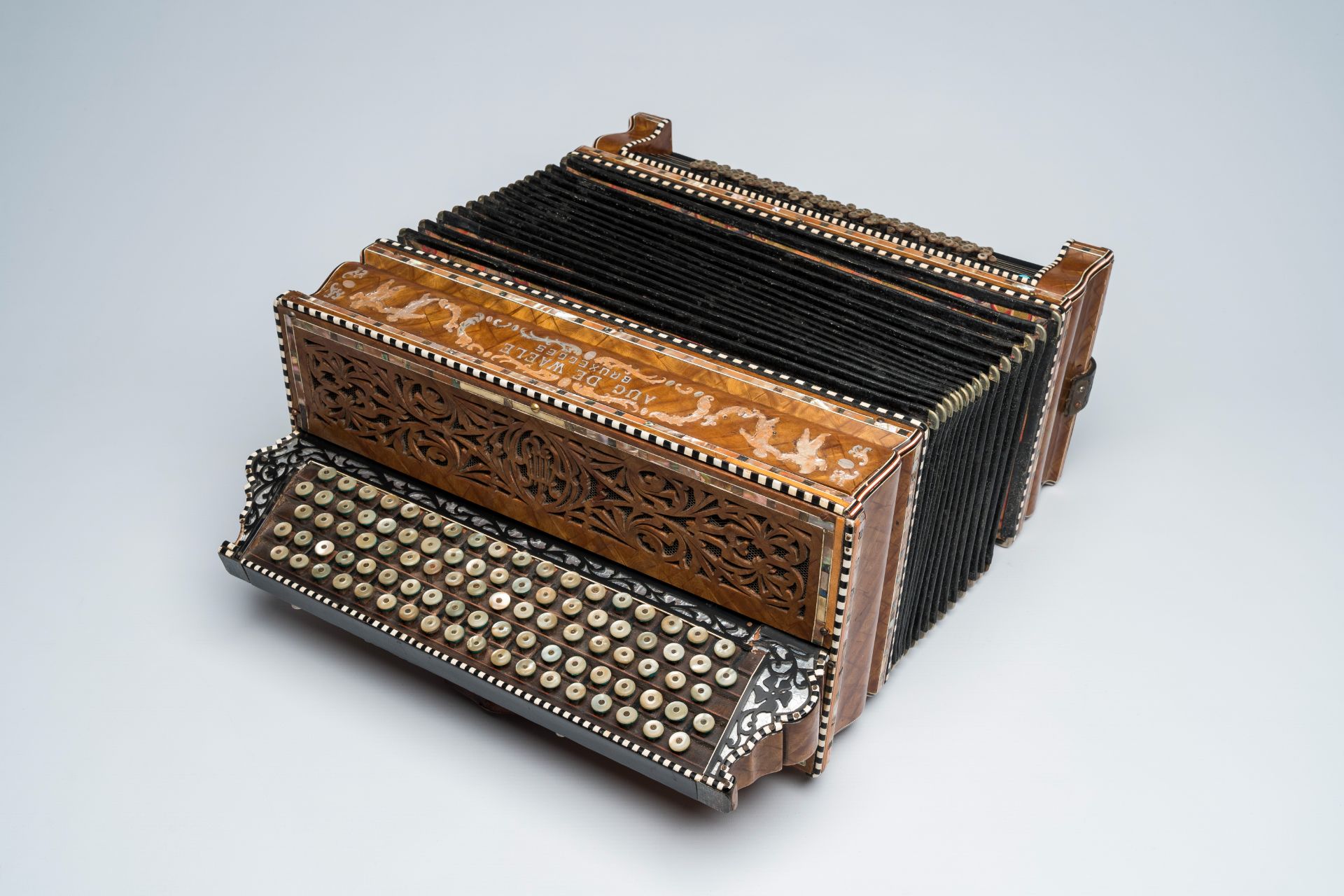 A Belgian 'August De Waele' chromatic accordion with button keyboard, ca. 1920 - Image 5 of 5