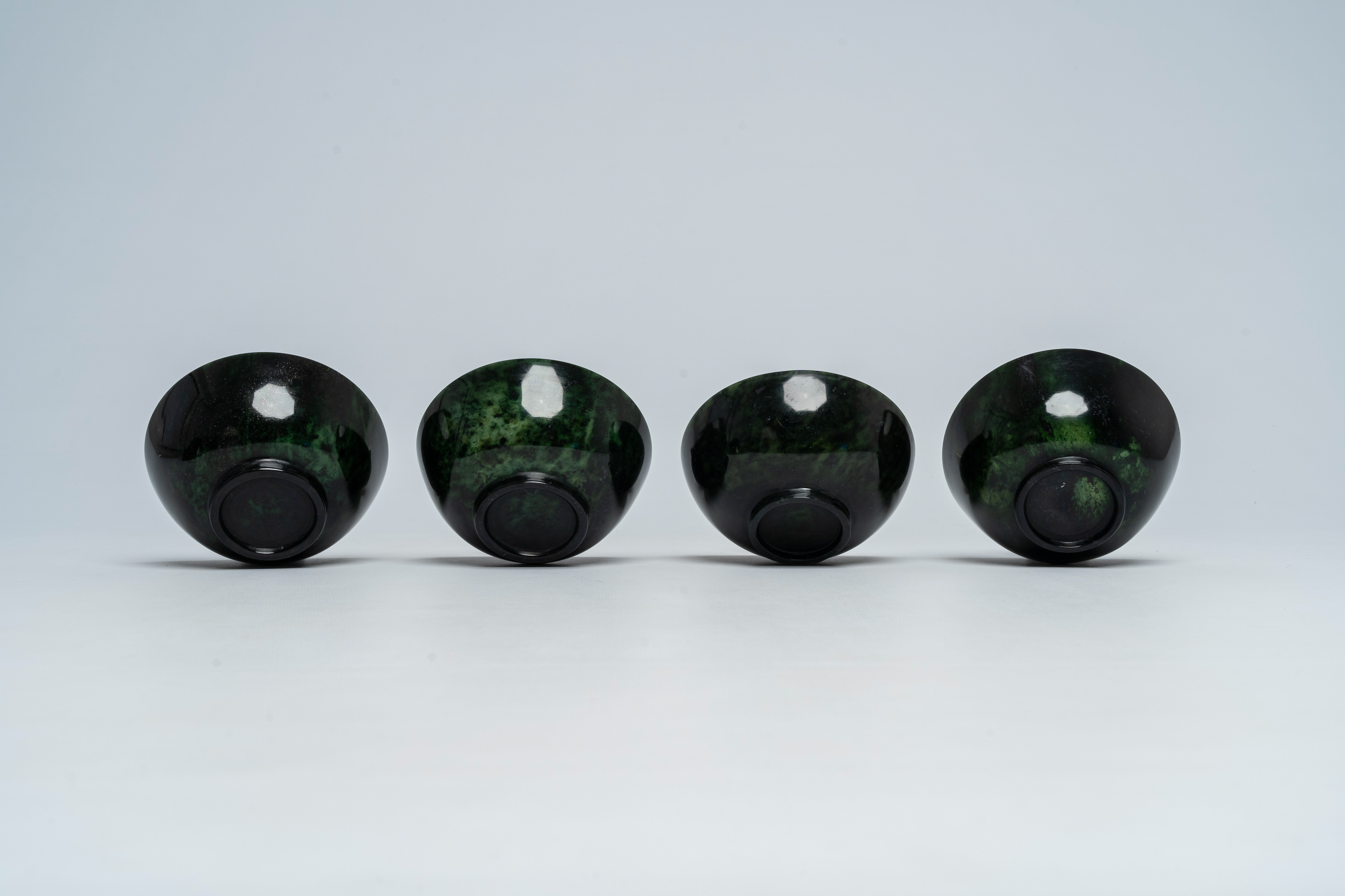 Four Chinese dark green jade bowls, 19th/20th C. - Image 7 of 8