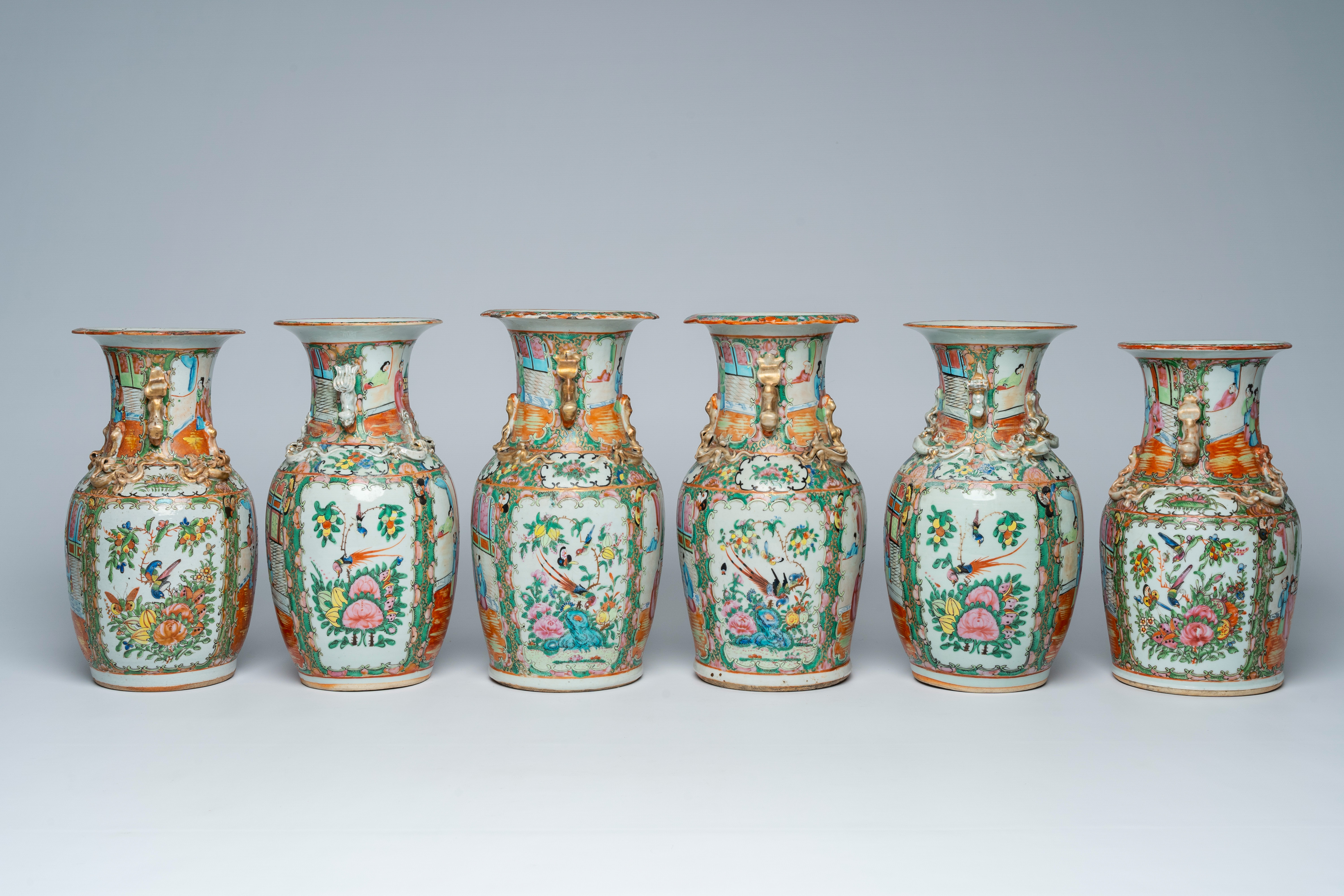 Six various Chinese Canton famille rose vases with palace scenes and birds among blossoming branches - Bild 3 aus 7