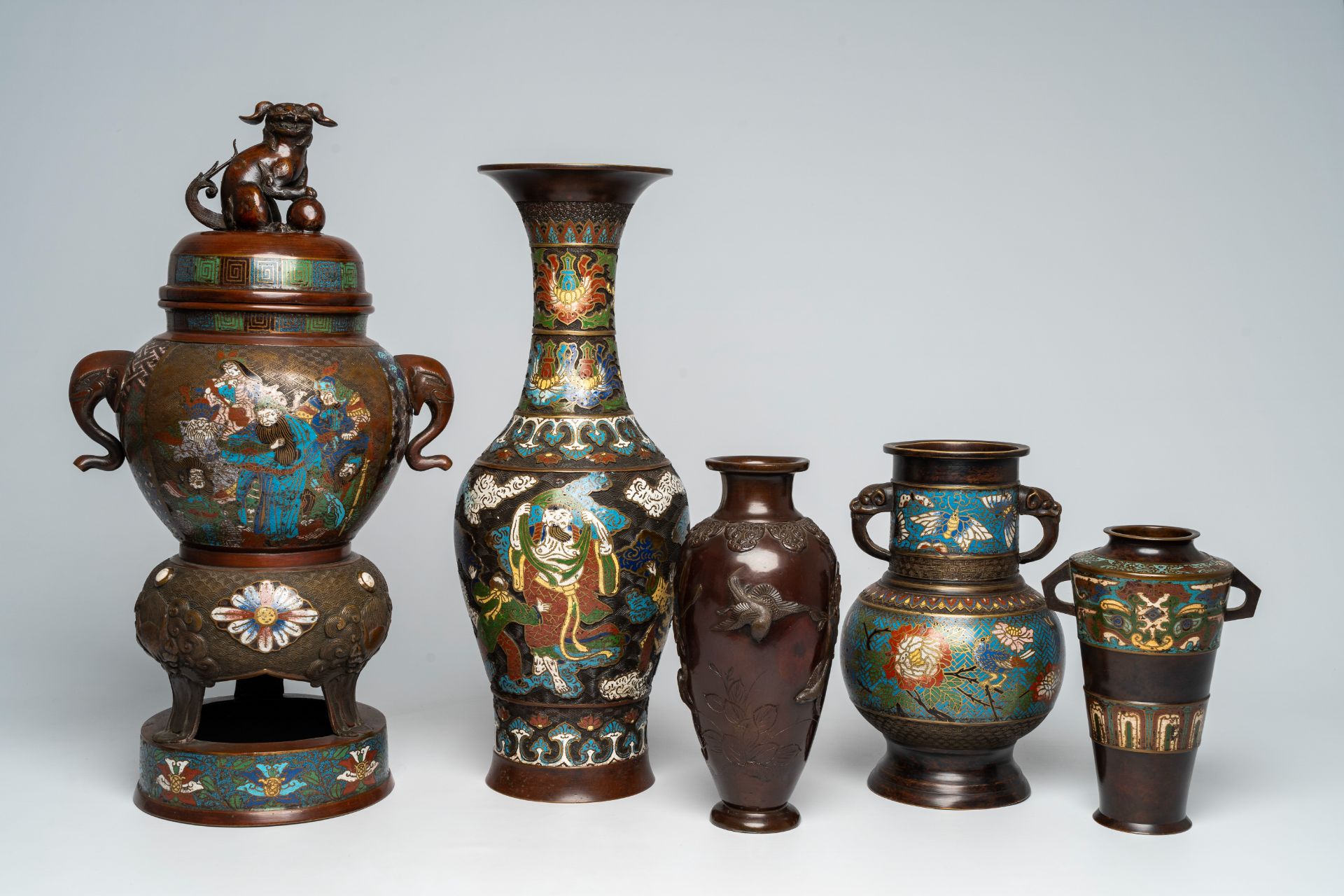 Four Japanese bronze and champlevÃ© vases and a champlevÃ© 'warriors' incense burner, Meiji, 19th/20
