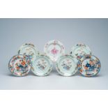 Five Chinese famille rose plates and a pair of Imari style plates with floral design, Qianlong