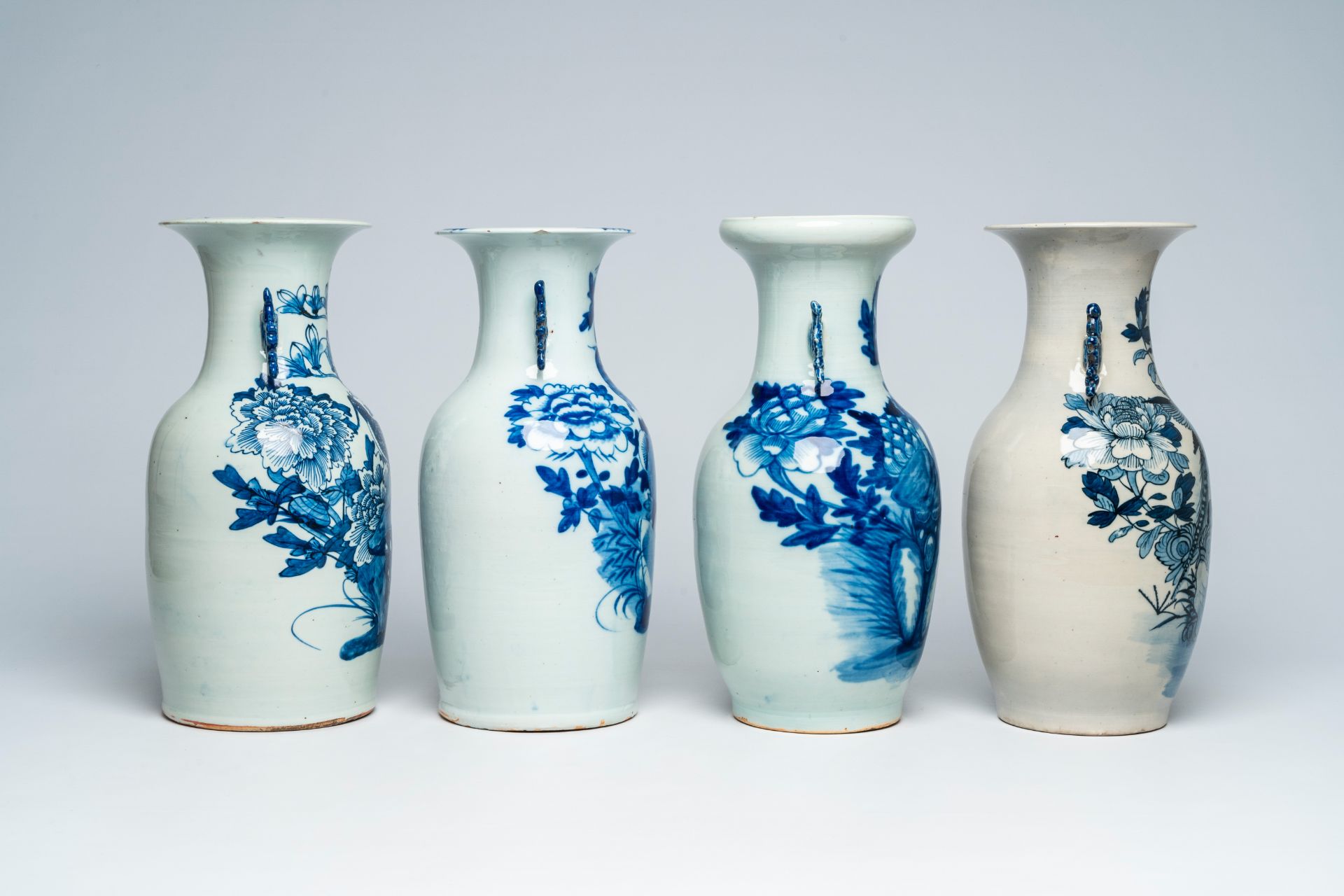 Four Chinese blue and white vases with birds among blossoming branches, 19th C. - Image 5 of 7